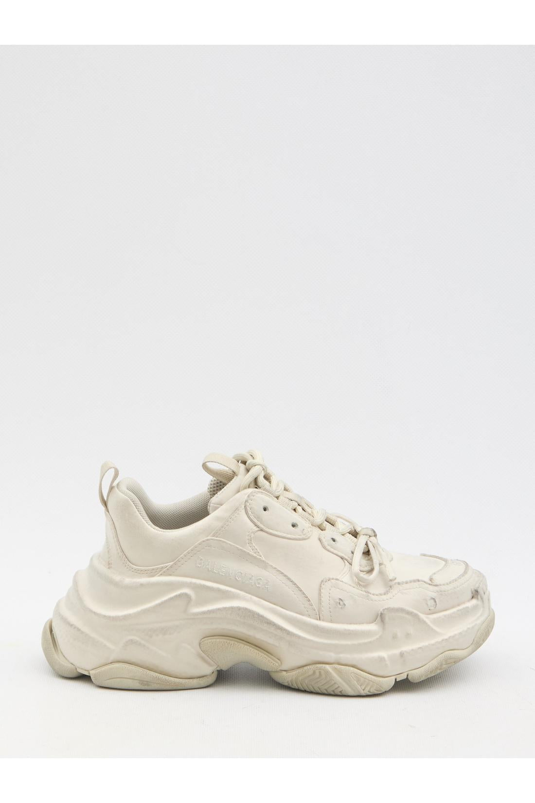 Balenciaga OUTLET Triple S sneakers im SALE ARCHIVIST