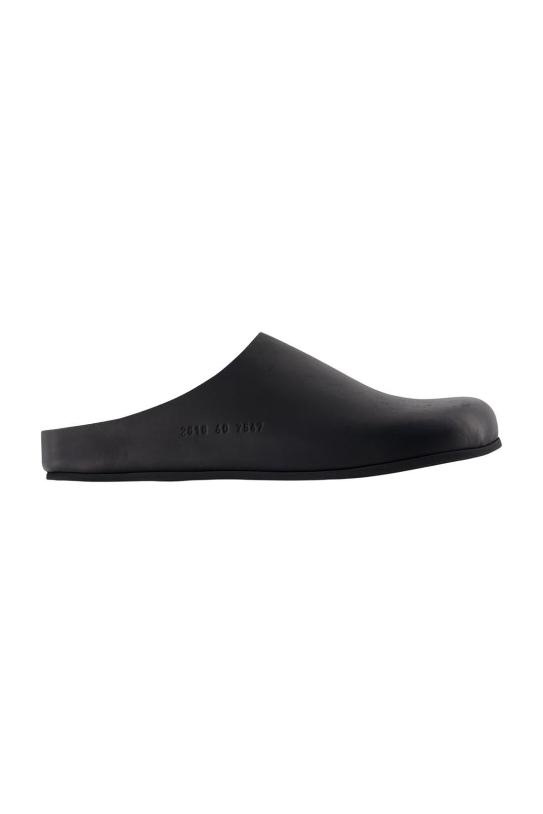 Folien – COMMON PROJECTS – Leinwand – Schwarz