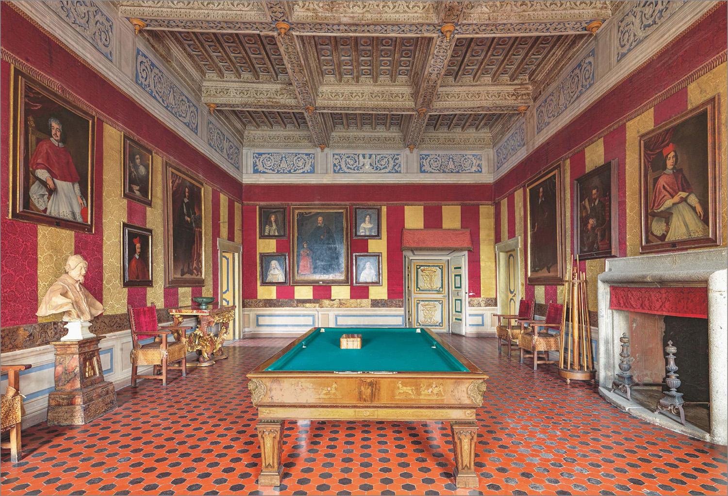 Taschen-Massimo Listri. Italian Palaces (German, French, English)-Photography-Black-Deal-Outlet-by-ARCHIVIST