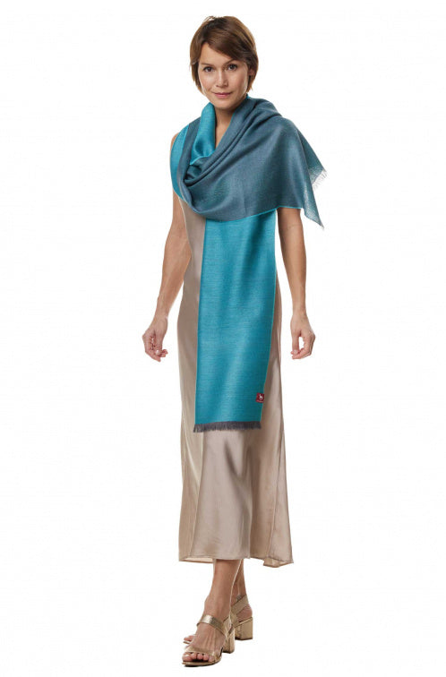 Verdancia-Apu Kuntur - ALPAKA-SEIDEN-SCHAL - DUO – 70 % BABY‑ALPAKA & 30 % SEIDE-Schals-Black-Deal-Outlet-by-ARCHIVIST