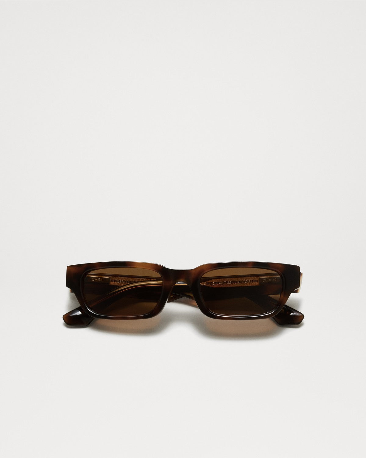 10 Tortoise-Chimi-IM-SALE-Medium-Tortoise-ARCHIVIST-ARCHIVE-SALE