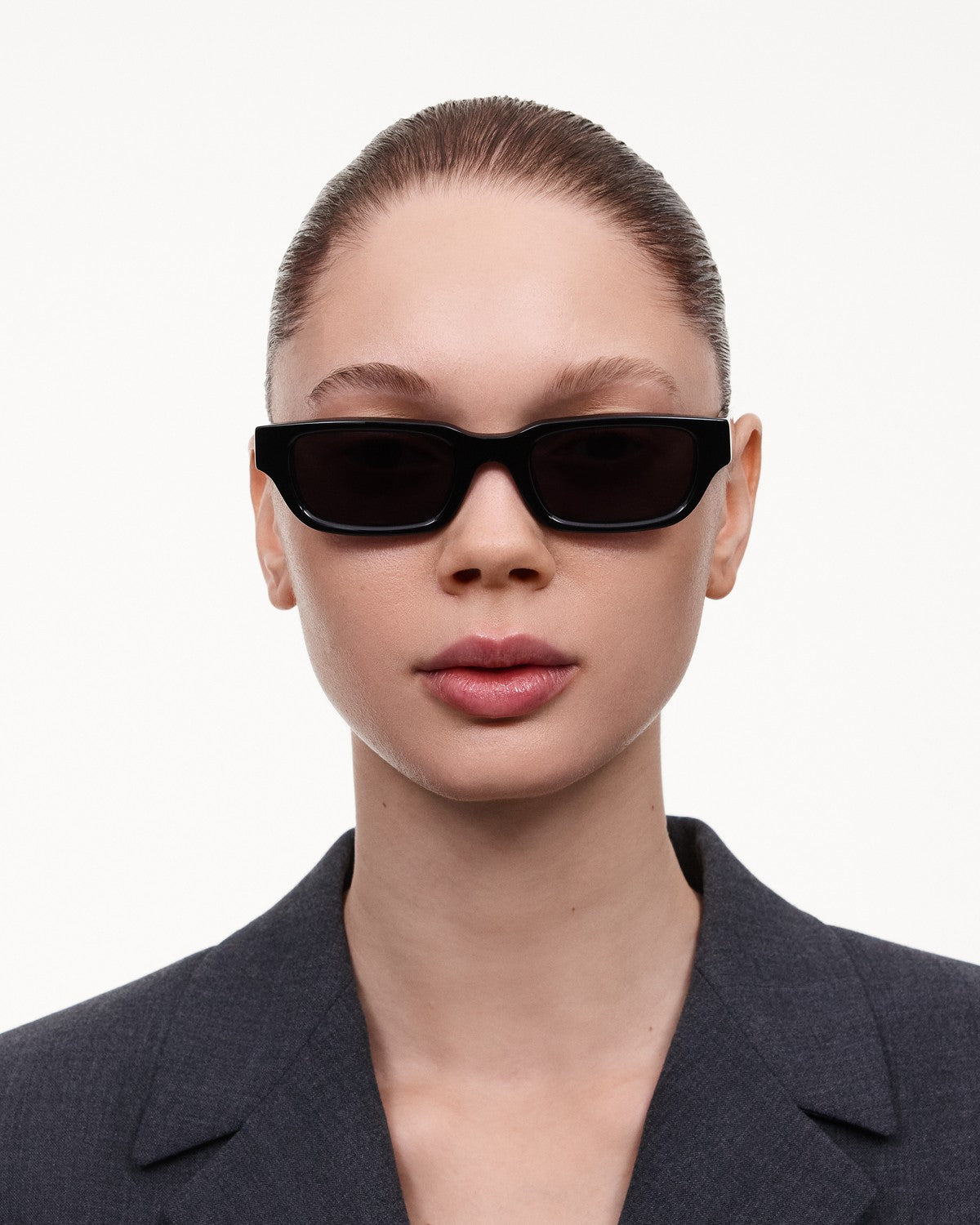10 Black-Chimi-IM-SALE-ARCHIVIST-ARCHIVE-SALE