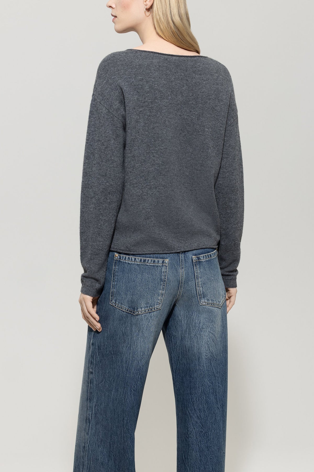 V-Pullover aus Kaschmir-Mix