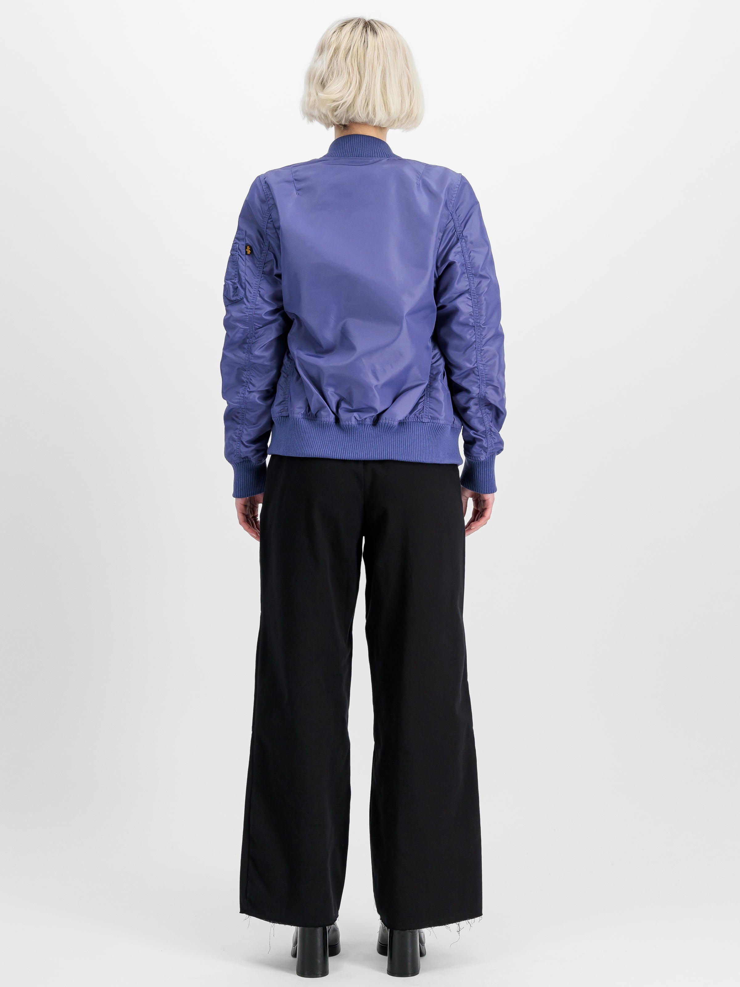 MA-1 TT Light Bomber Jacket Women-Jacken & Mäntel-Alpha Industries-OUTLET-ARCHIVIST-ARCHIVE-SALE
