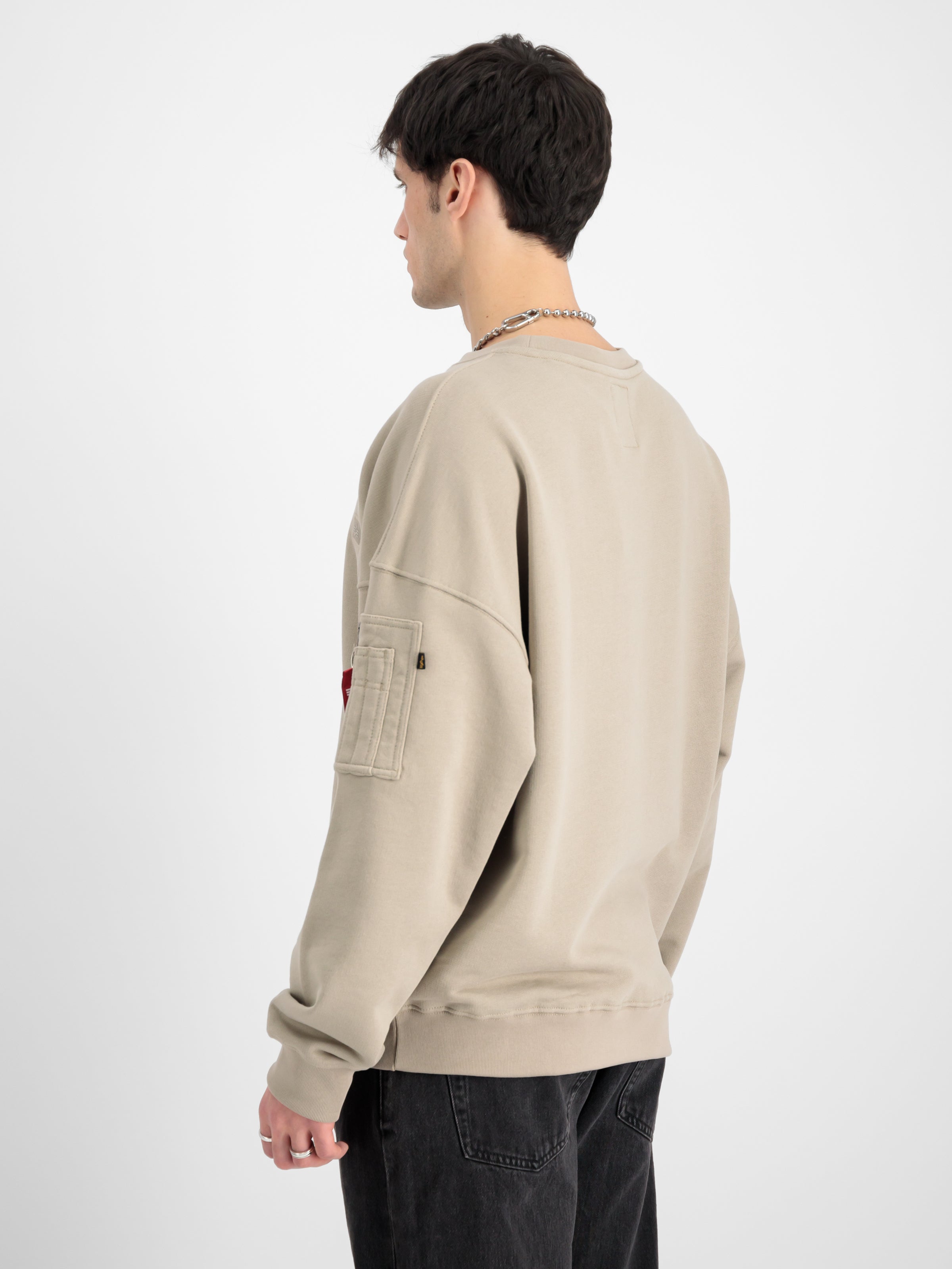 Alpha Essentials Rubber Logo Sweatshirt-Strick & Pullover-Alpha Industries-OUTLET-ARCHIVIST-ARCHIVE-SALE