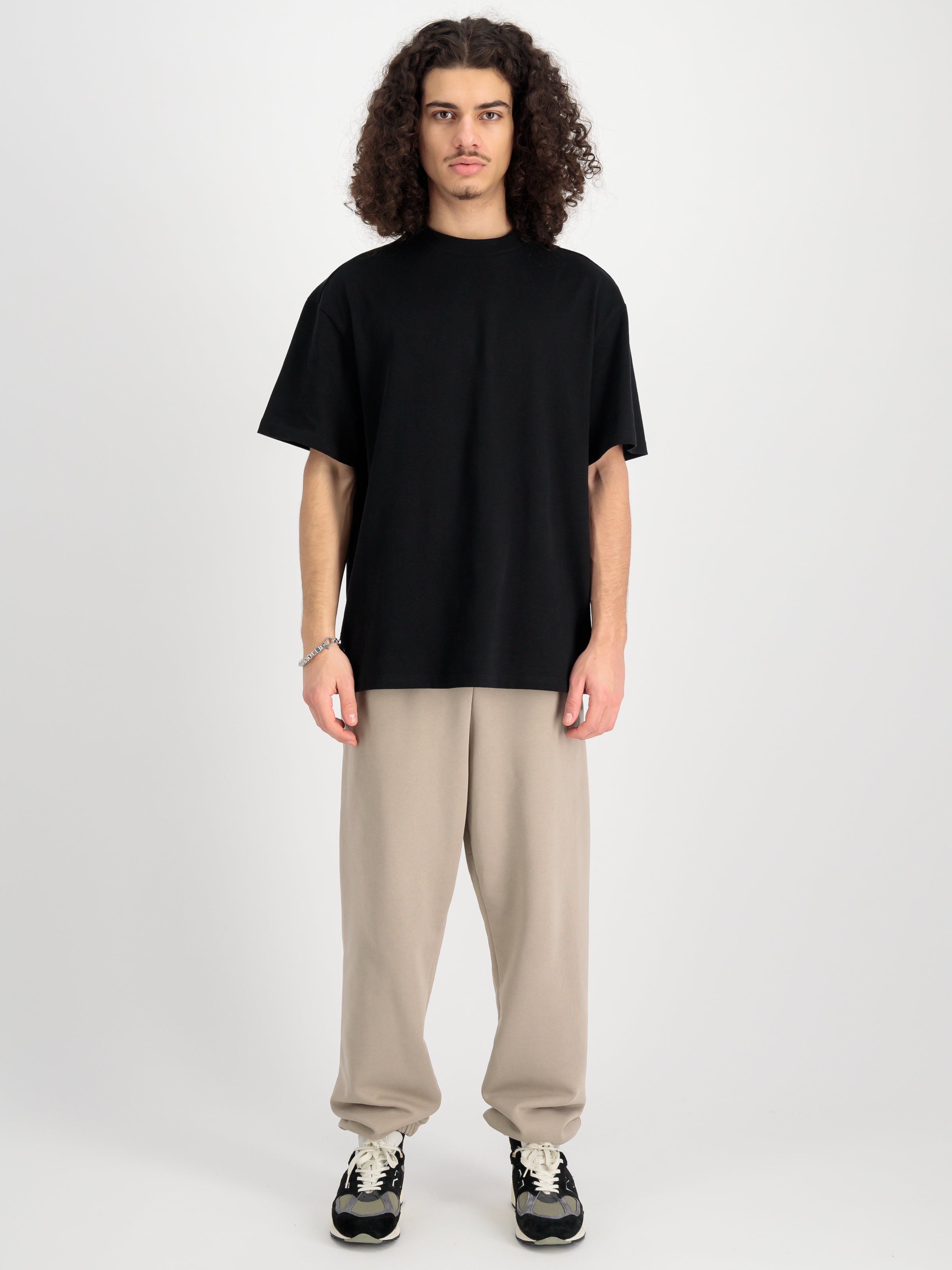 Alpha Essentials Rubber Logo Jogger-Hosen-Alpha Industries-OUTLET-ARCHIVIST-ARCHIVE-SALE
