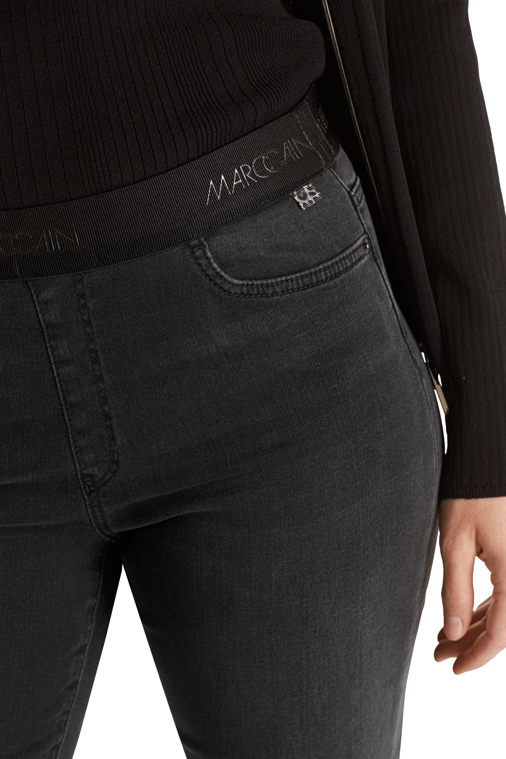 Jeans SIENA-Jeans-Marc Cain-OUTLET-ARCHIVIST-ARCHIVE-SALE