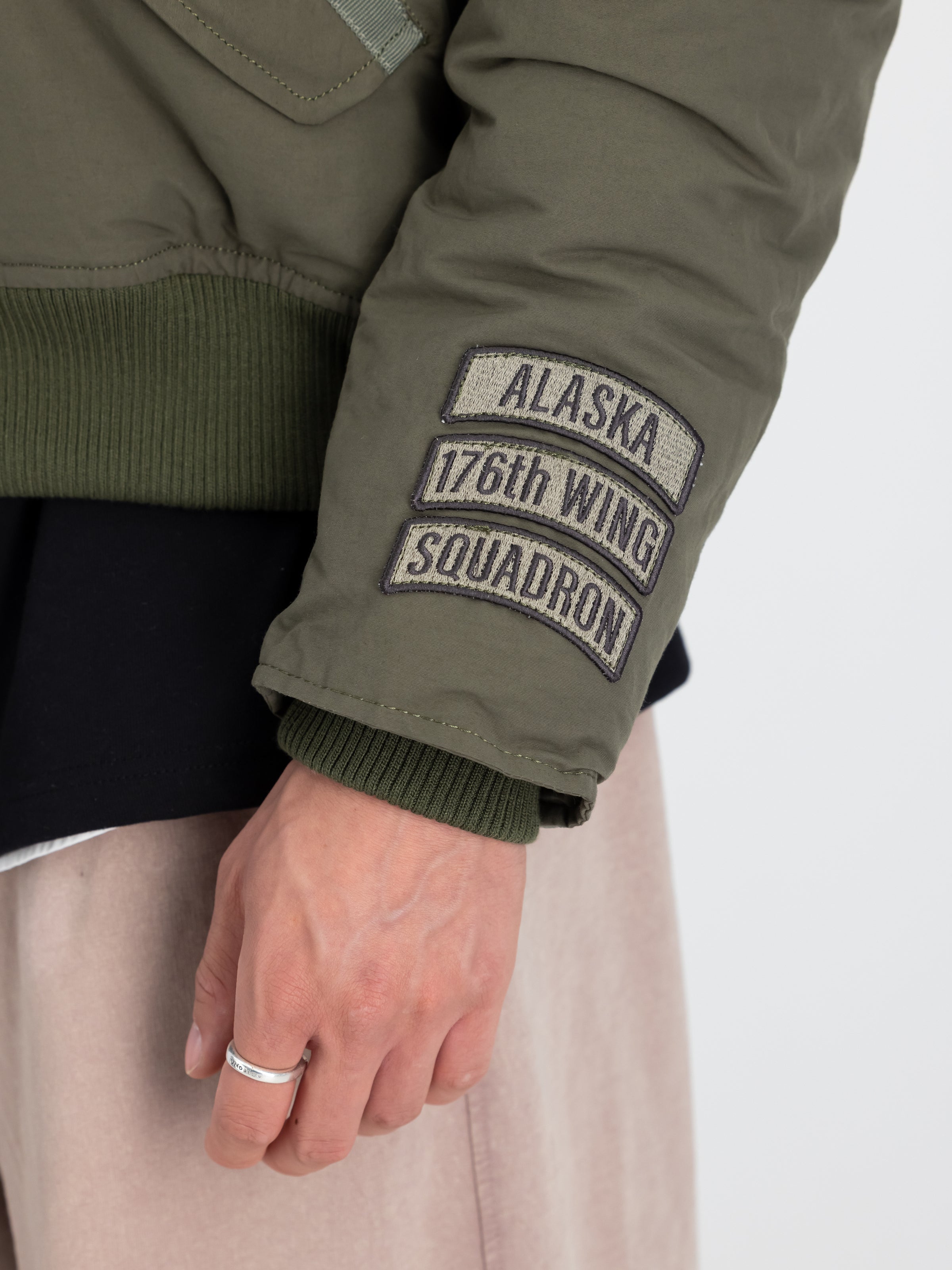 DA-3 Bomber Winter Jacket-Jacken & Mäntel-Alpha Industries-OUTLET-ARCHIVIST-ARCHIVE-SALE