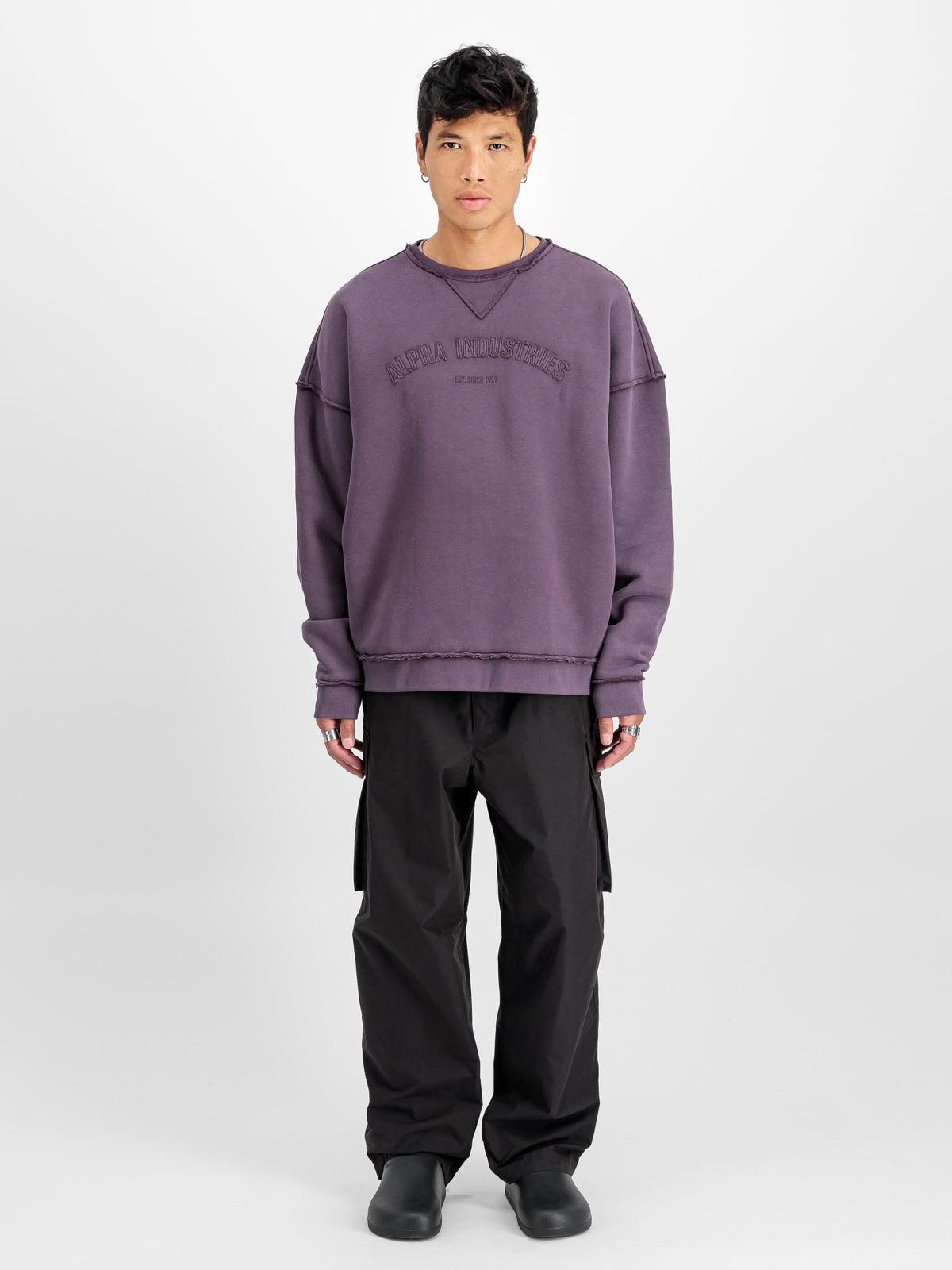 Open Edge Loose Sweatshirt