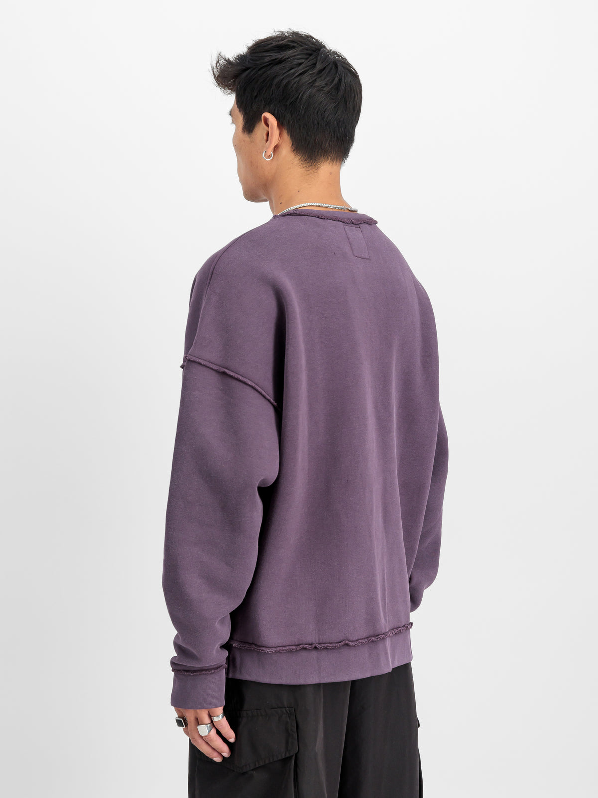 Open Edge Loose Sweatshirt