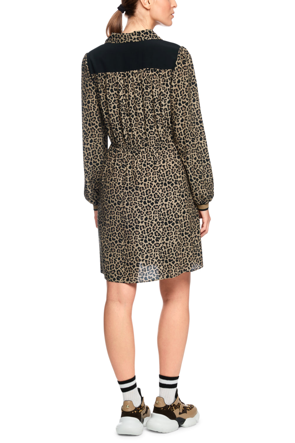Kleid