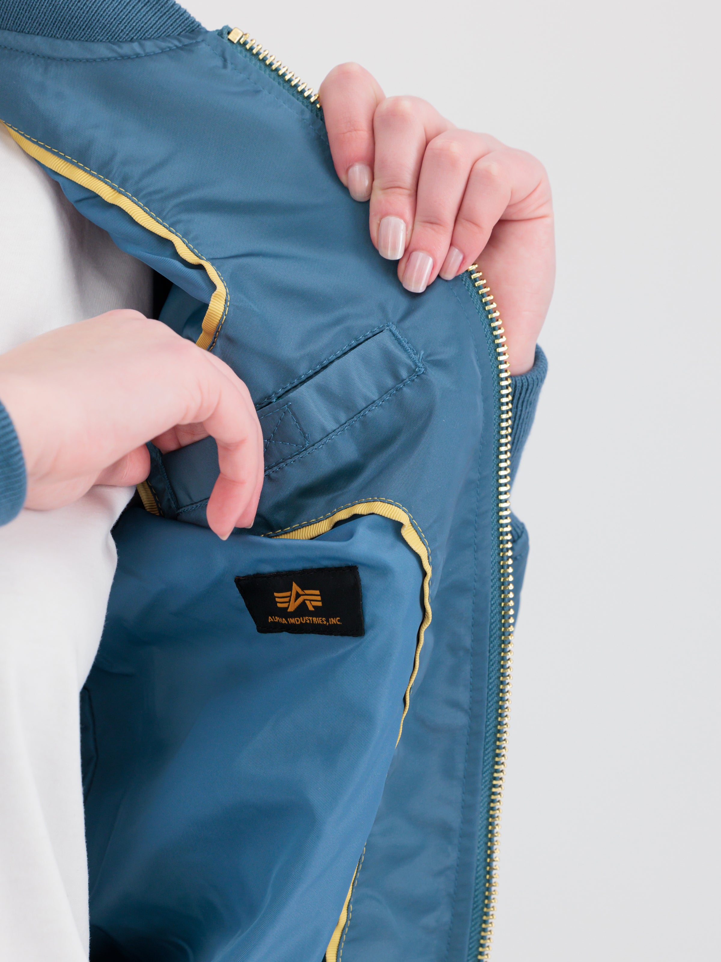 MA-1 VF Light Bomber Jacket Women