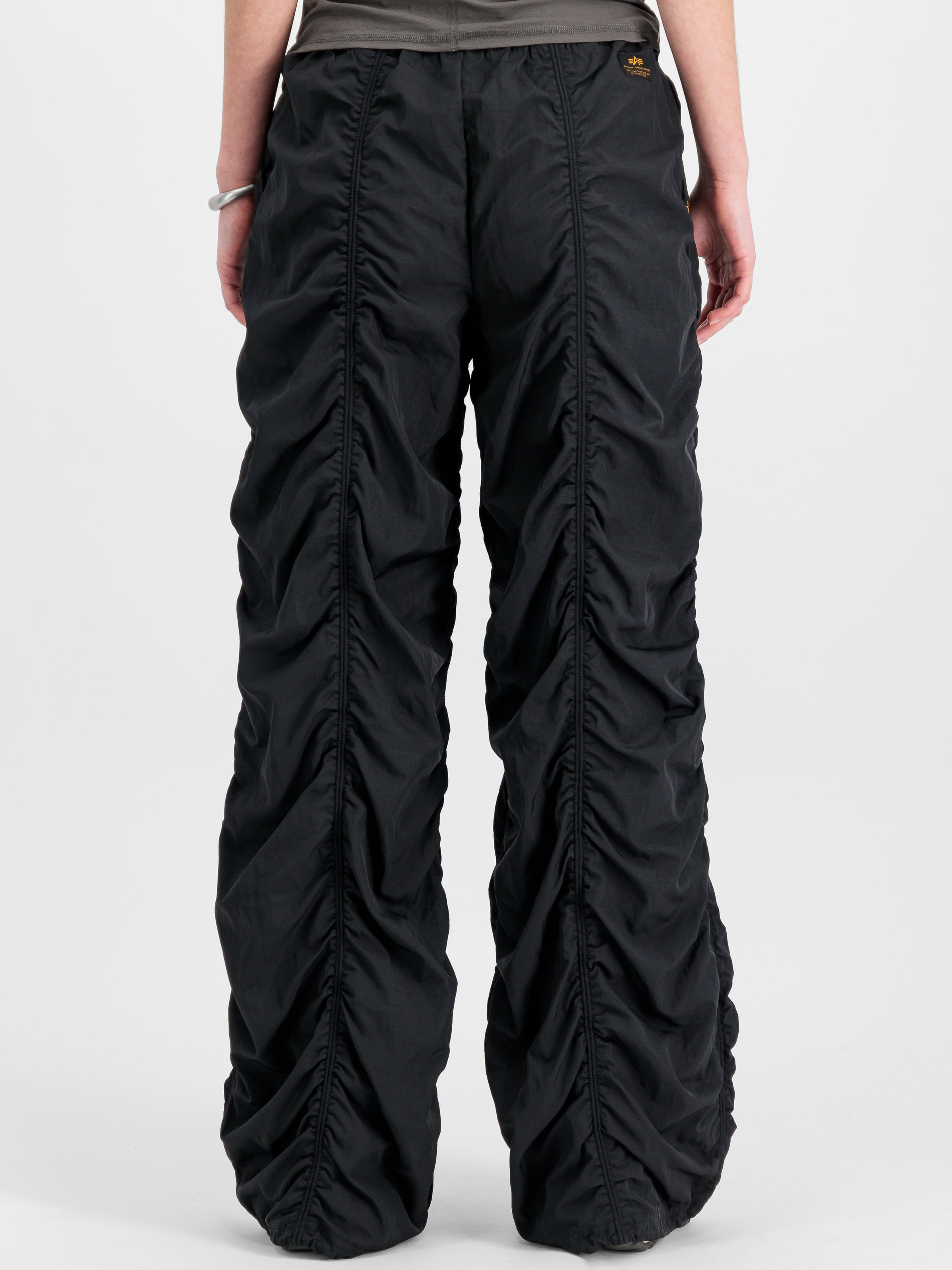 Parachute Pant Women-Hosen-Alpha Industries-OUTLET-ARCHIVIST-ARCHIVE-SALE