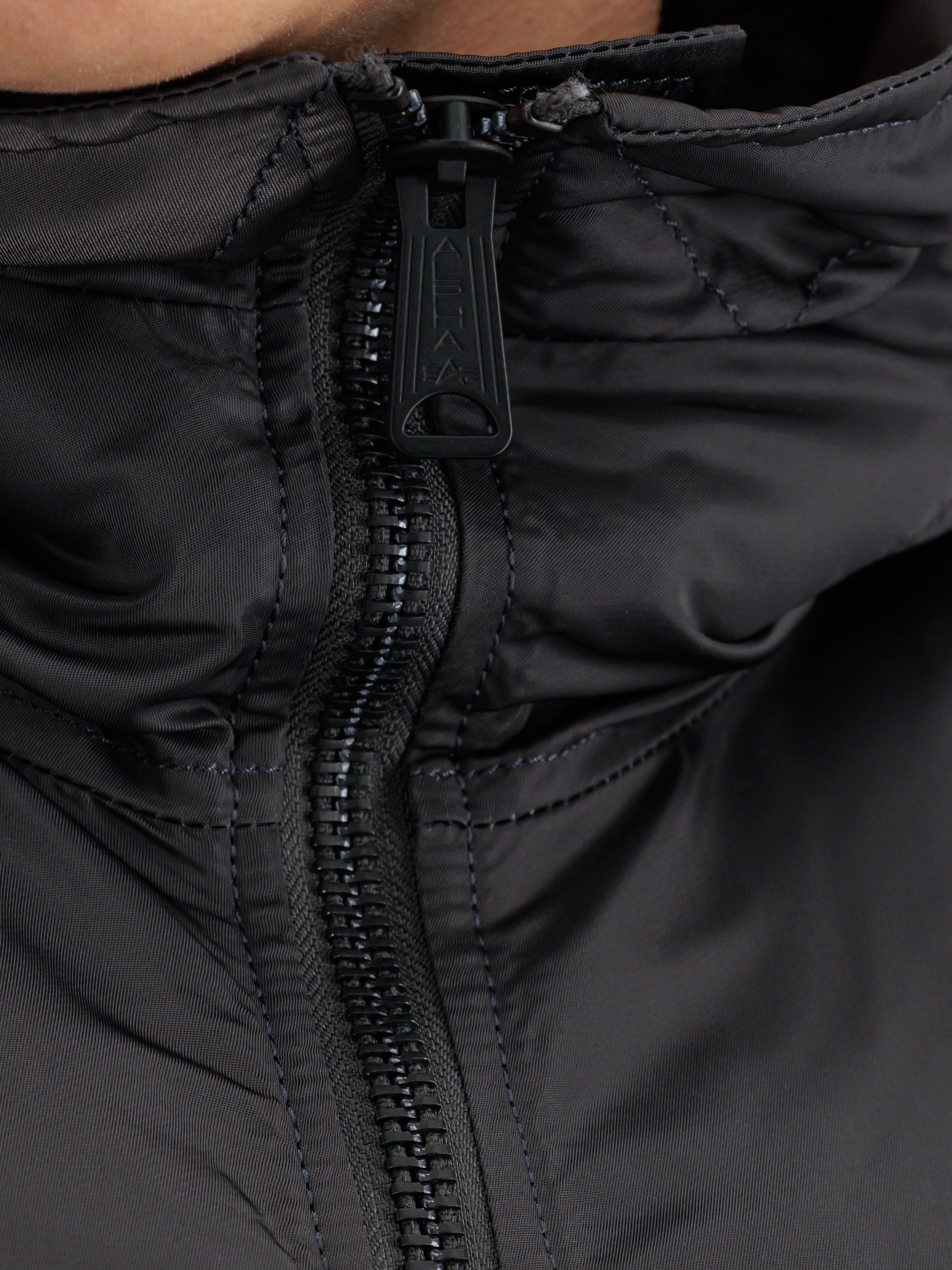 MA-1 Hooded Bomber Jacket-Jacken & Mäntel-Alpha Industries-OUTLET-ARCHIVIST-ARCHIVE-SALE