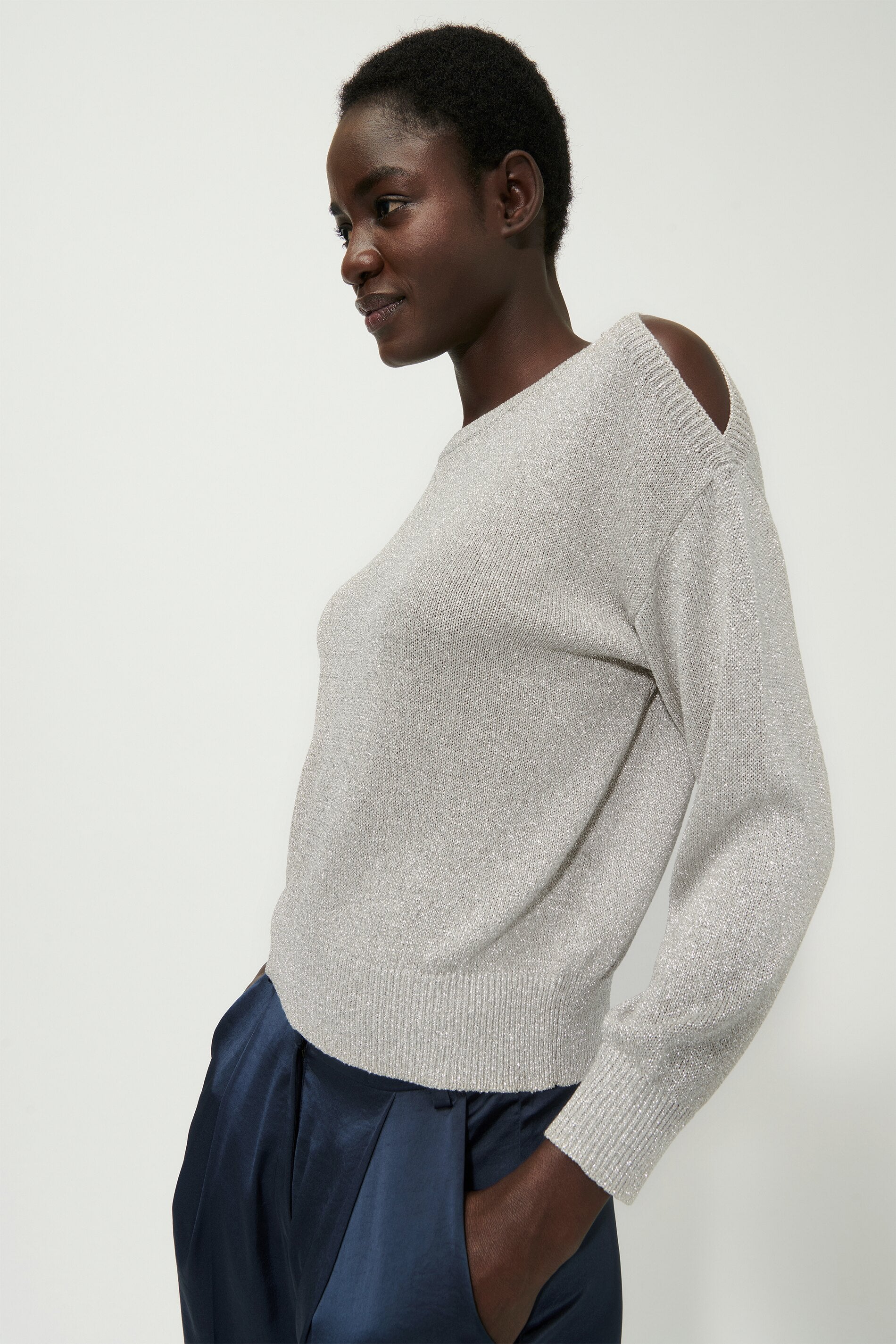 Cut-out-Pullover mit Glanzgarn