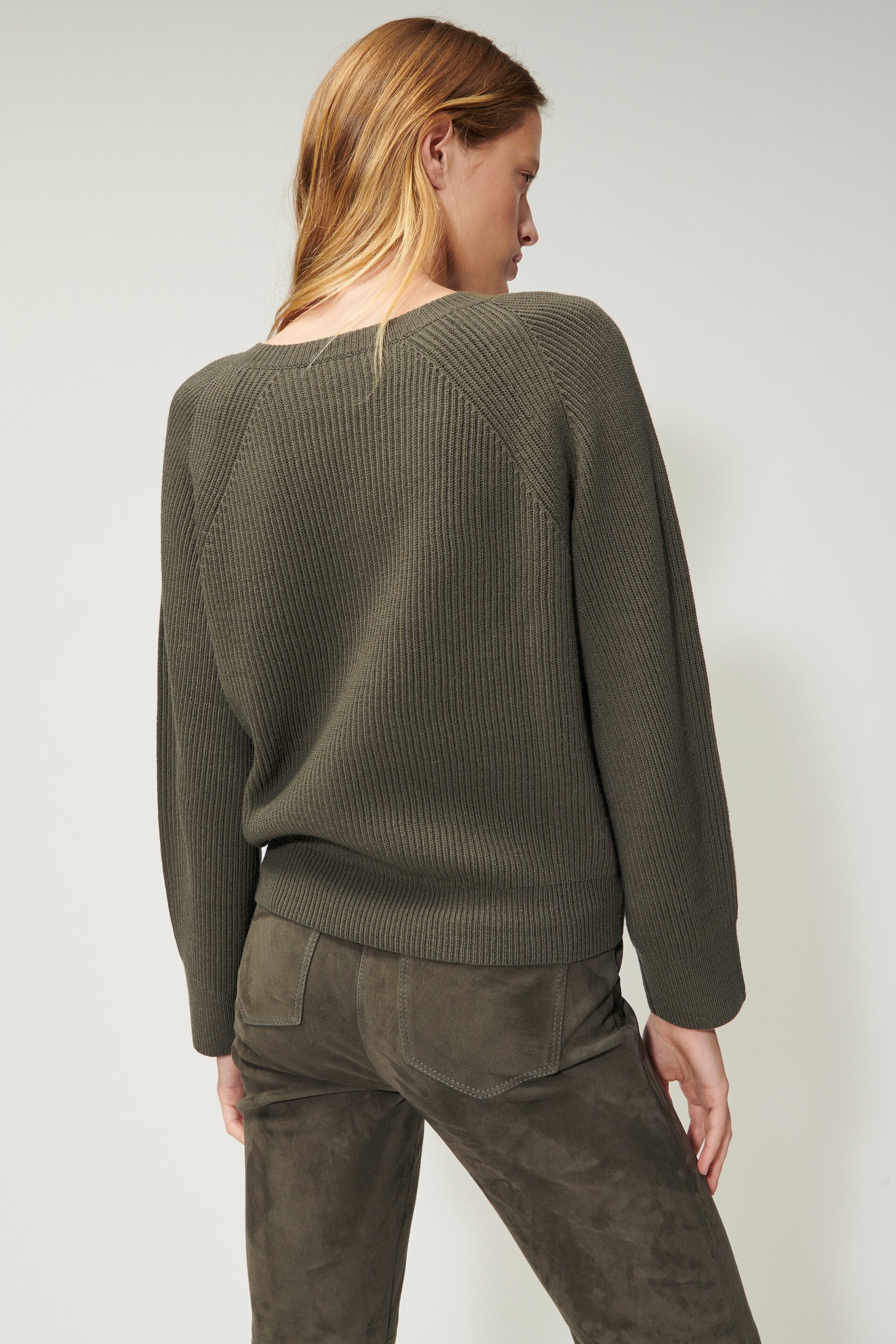 Cut-Out-Pullover