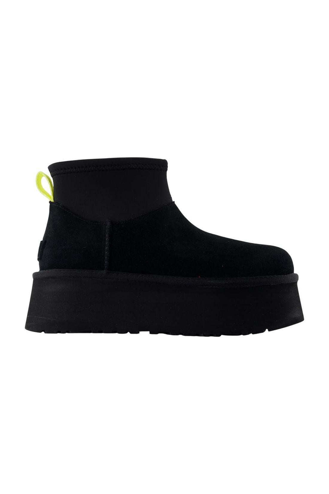 Ugg-Classic Mini Dipper Stiefeletten - UGG - Leder - Schwarz-Stiefel & Stiefeletten-Black-Deal-Outlet-by-ARCHIVIST