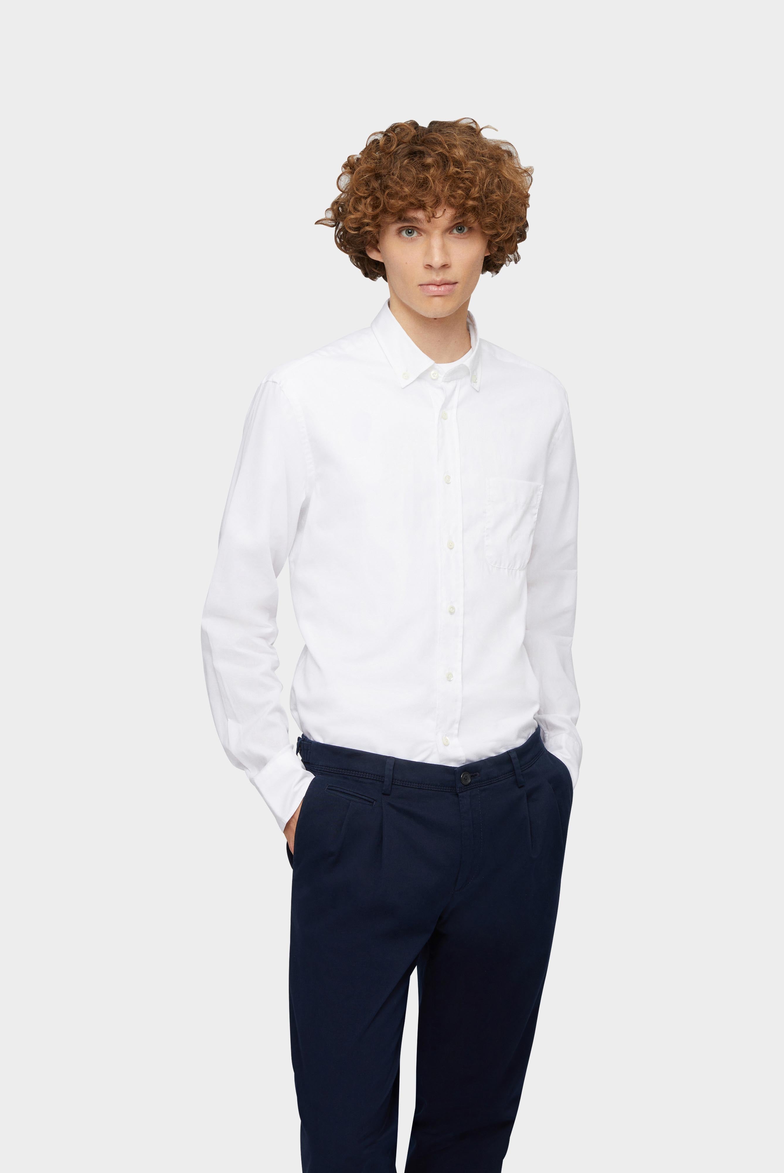 Twill Hemd mit Button Down Kragen Tailor Fit Weiß