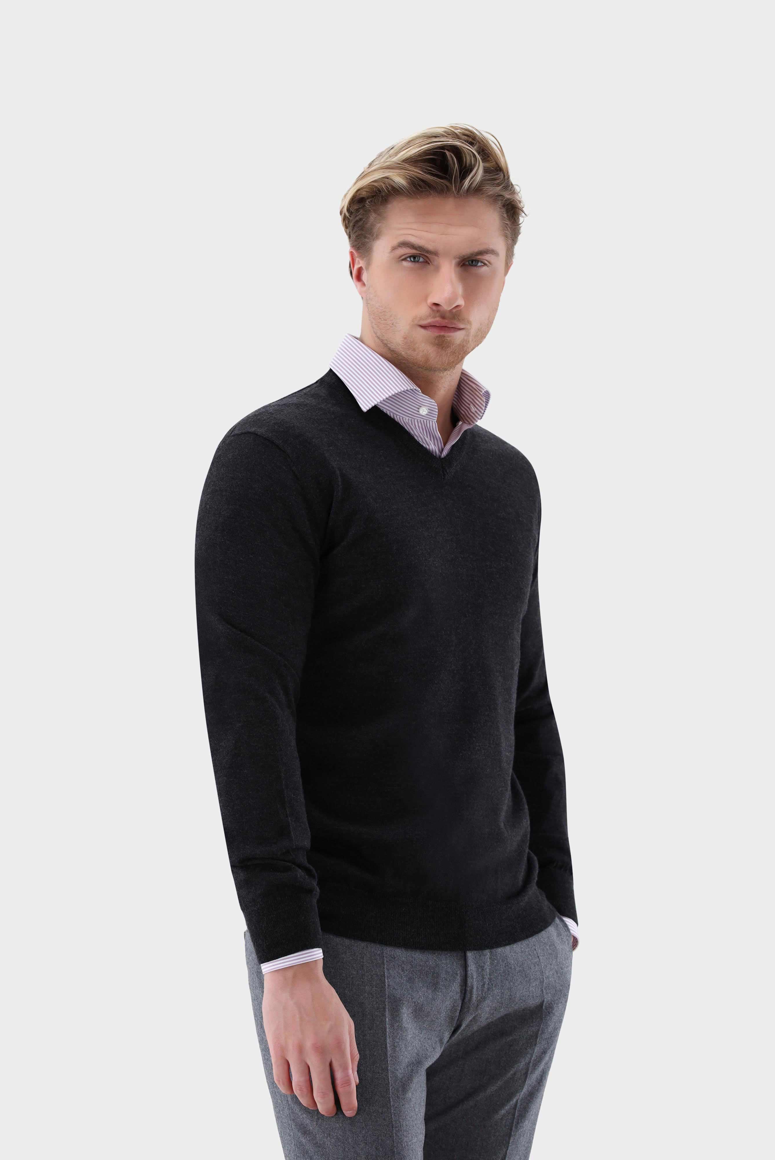 Van Laack-V-Ausschnitt Pullover aus Merzerisierter Merinowolle-Strick & Pullover-Black-Deal-Outlet-by-ARCHIVIST