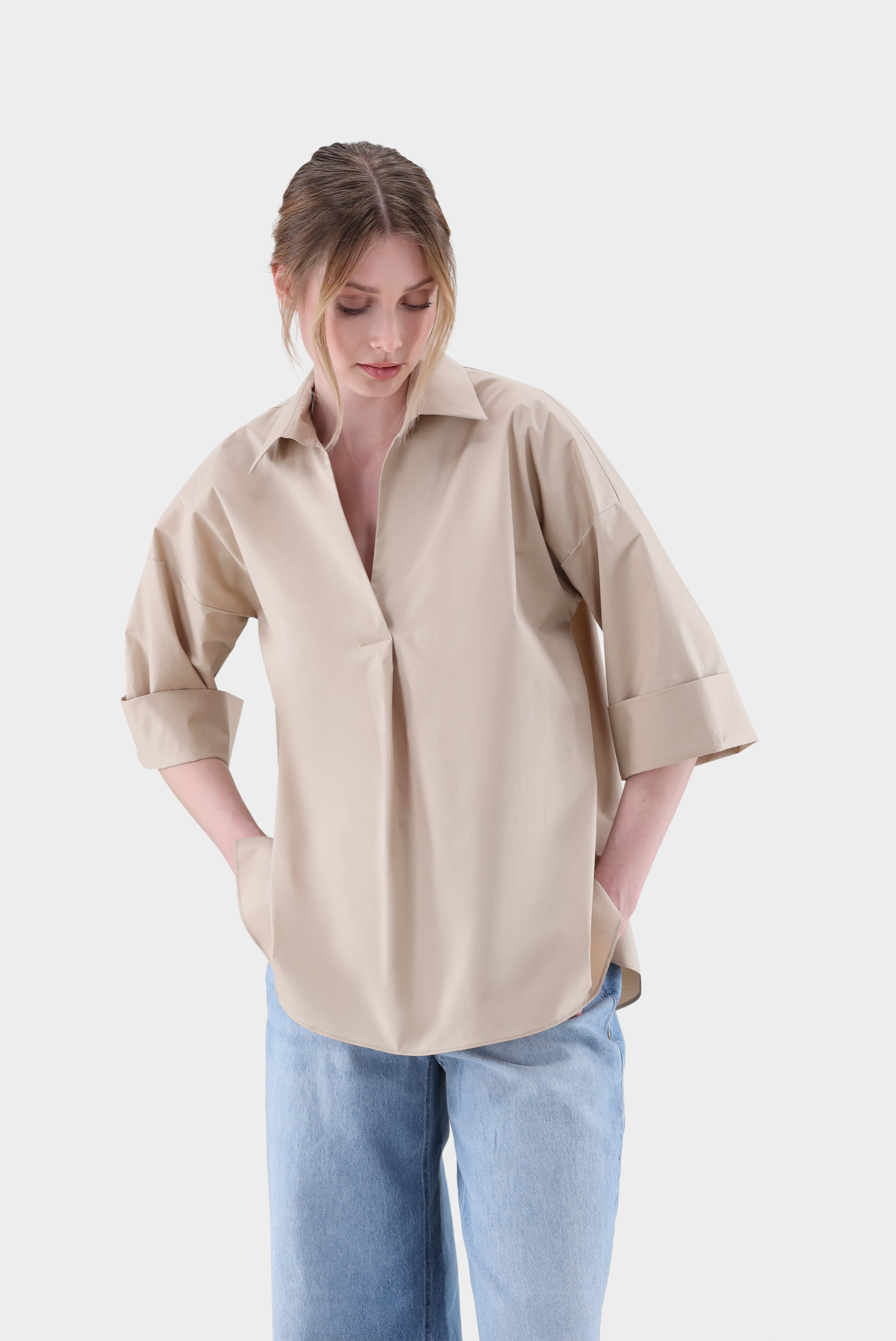 Locker geschnittene Schlupfbluse