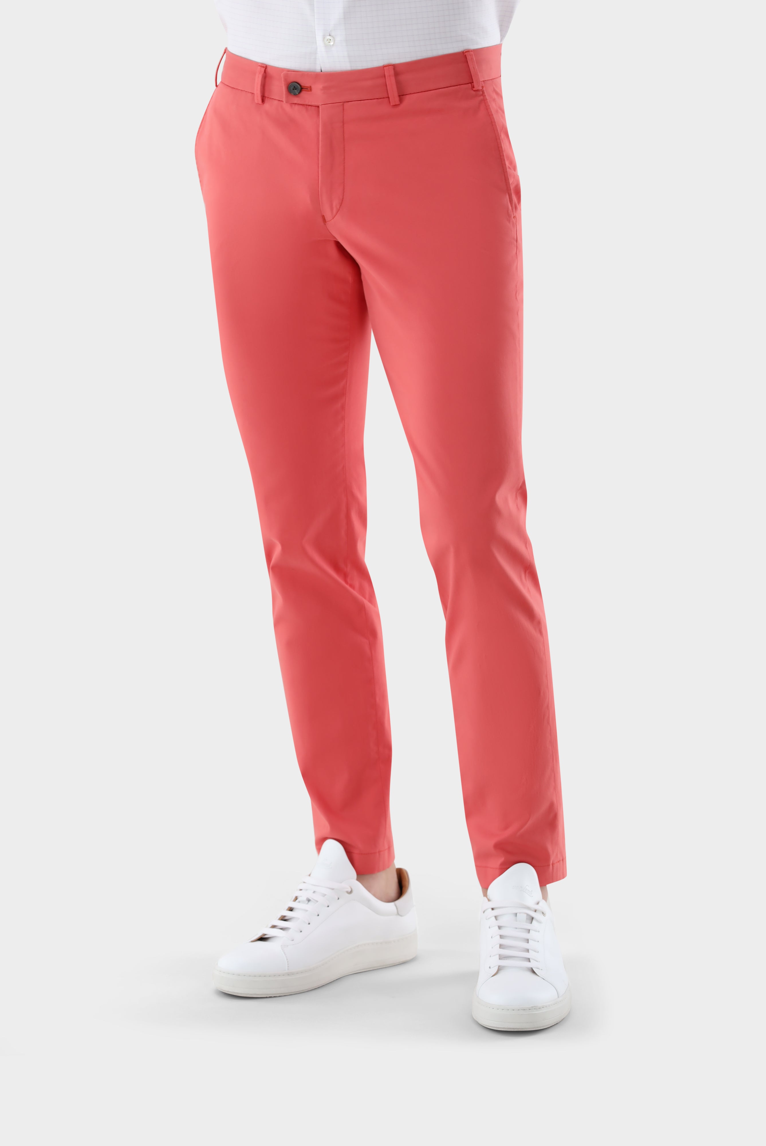 Taillierte Chino aus Baumwolle mit Stretch