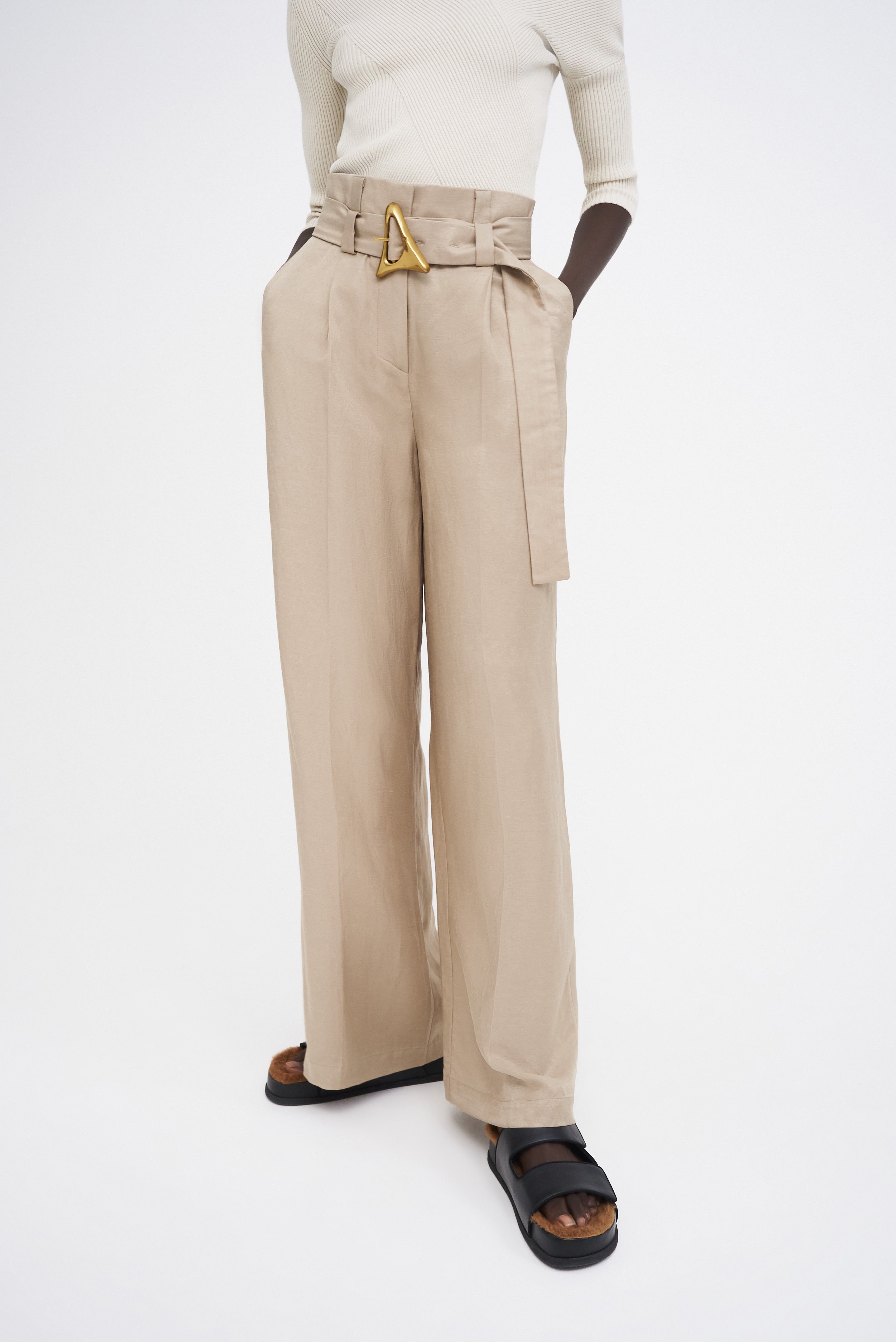 AERON ALONDRA Wide leg trousers – khaki