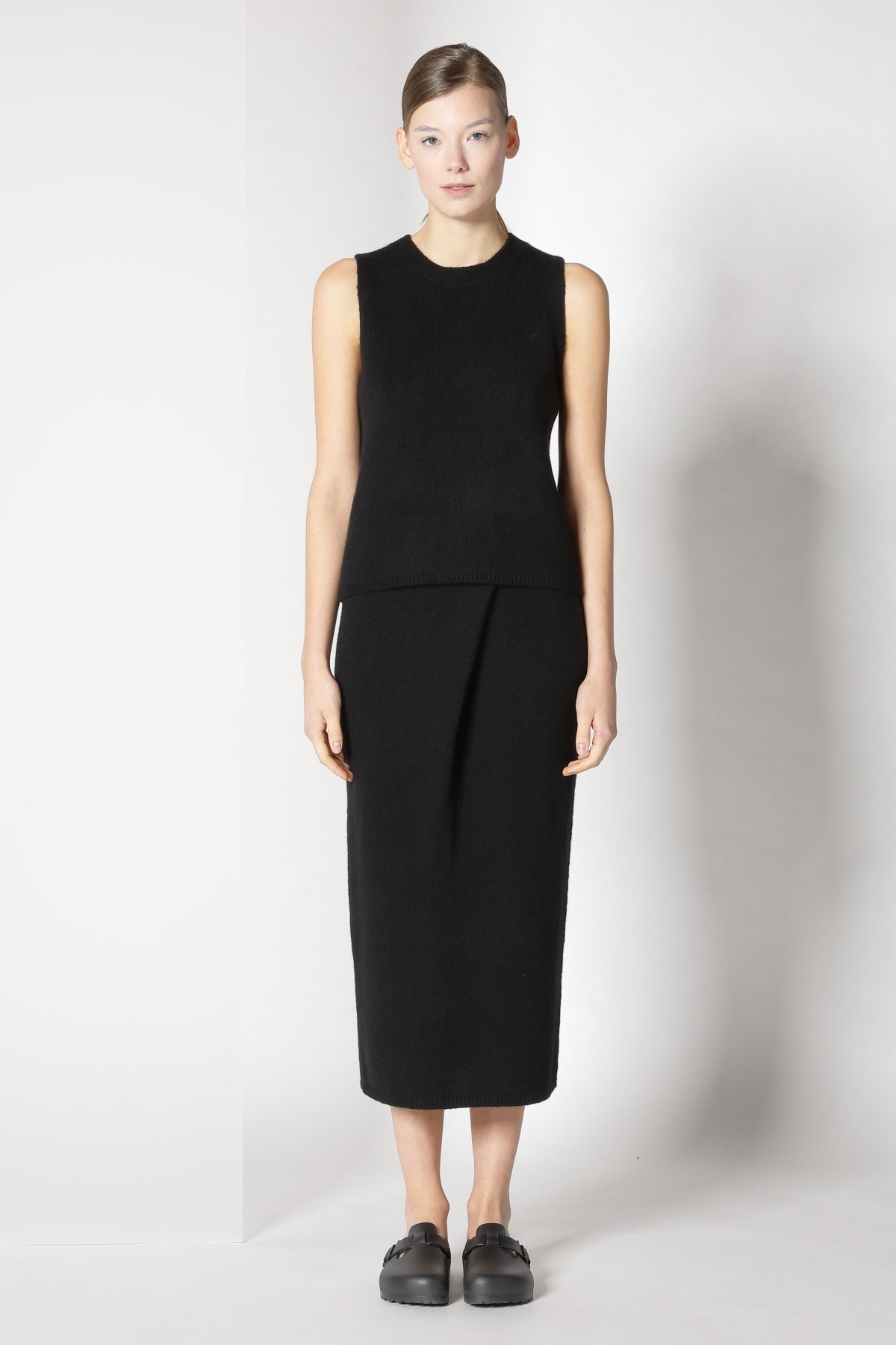 Sminfinity-Blurry Crew Top-Shirts-Black-Deal-Outlet-by-ARCHIVIST