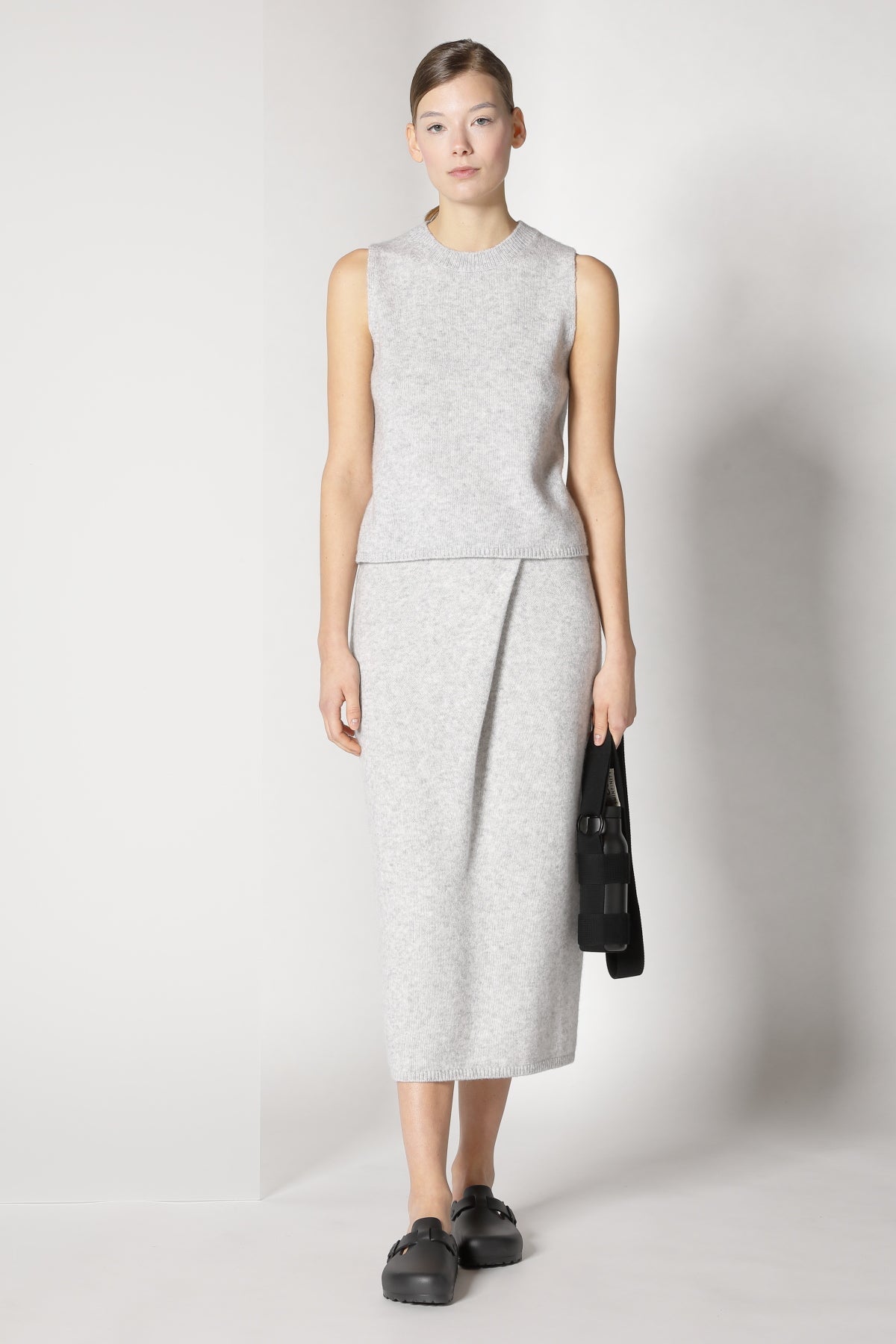 Sminfinity-Blurry Crew Top-Shirts-Black-Deal-Outlet-by-ARCHIVIST