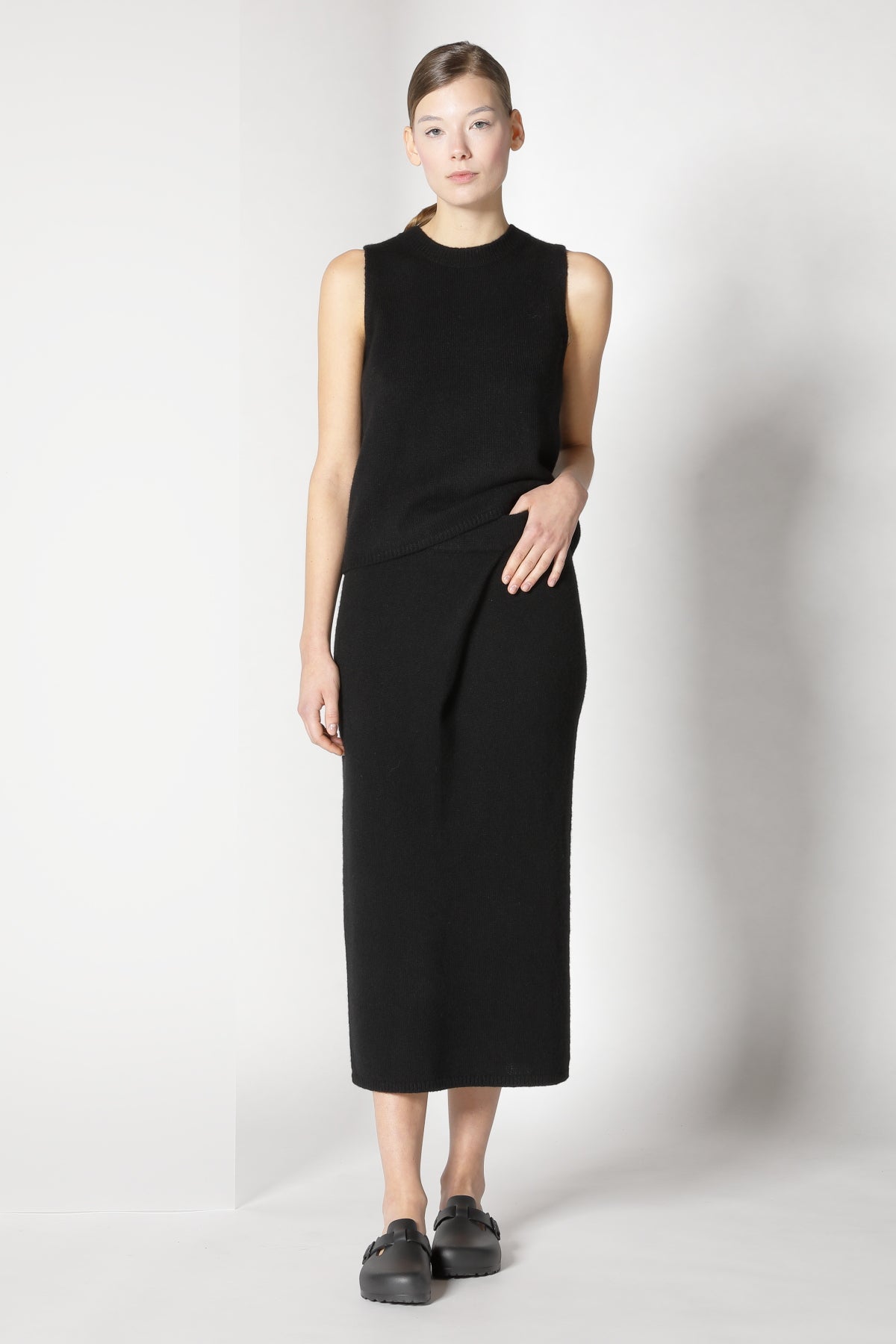 Sminfinity-Blurry Tulip Skirt-Kleider & Röcke-Black-Deal-Outlet-by-ARCHIVIST