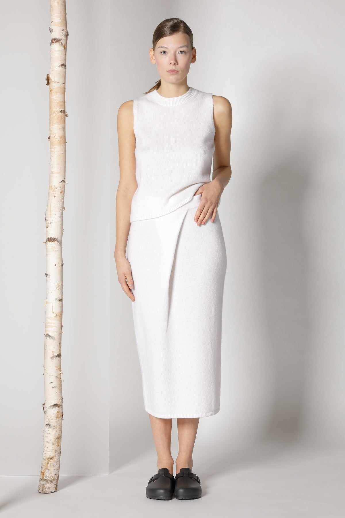 Sminfinity-Blurry Tulip Skirt-Kleider & Röcke-Black-Deal-Outlet-by-ARCHIVIST