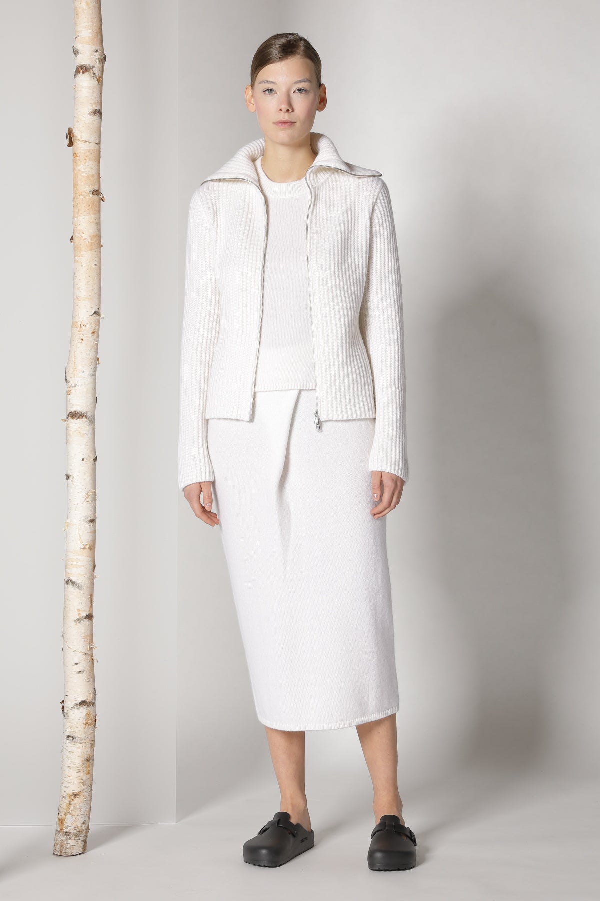 Sminfinity-Blurry Ribbed Zip-Jacket-Jacken & Mäntel-Black-Deal-Outlet-by-ARCHIVIST