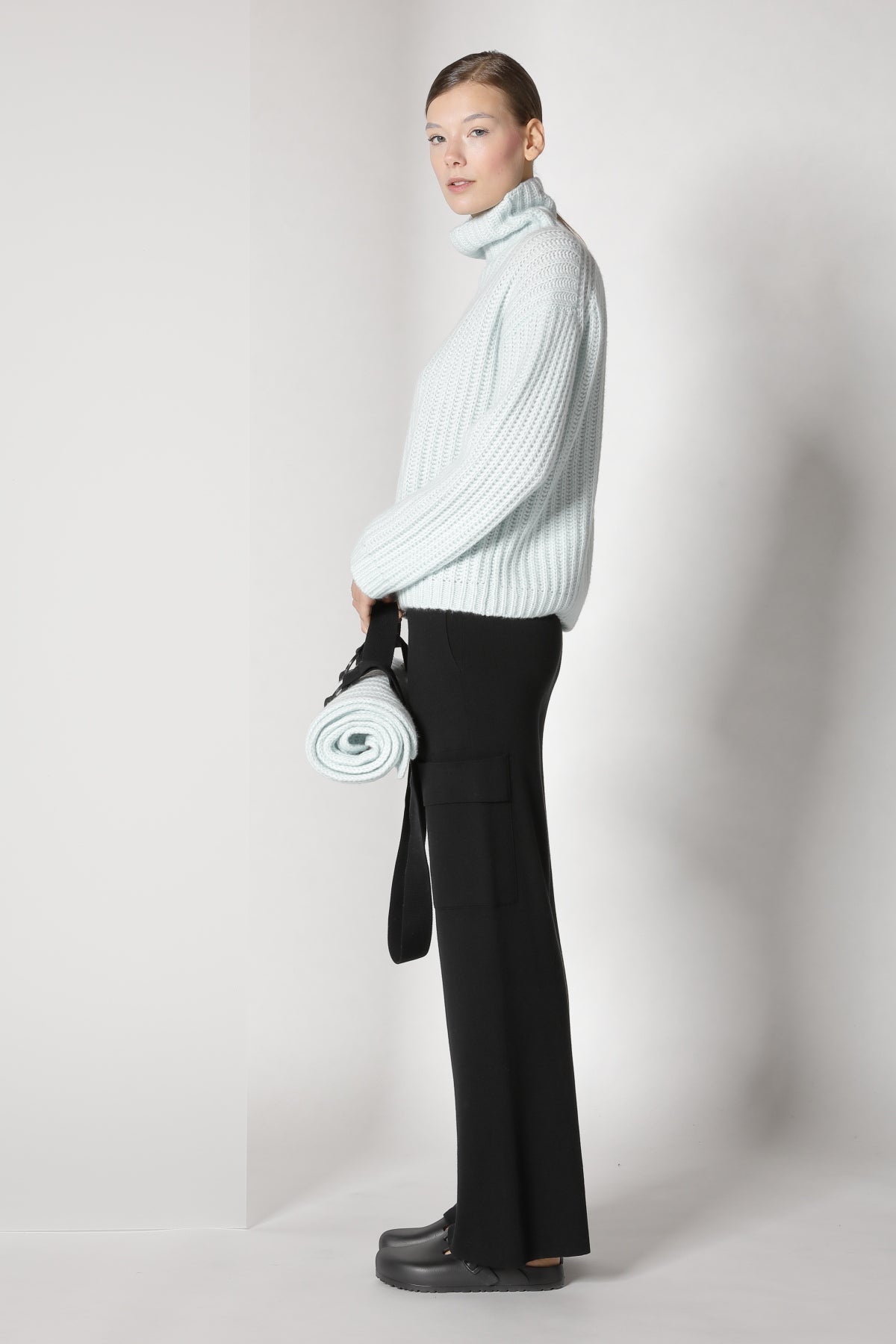 Sminfinity-Blurry Ribbed Turtleneck-Strick & Pullover-Black-Deal-Outlet-by-ARCHIVIST