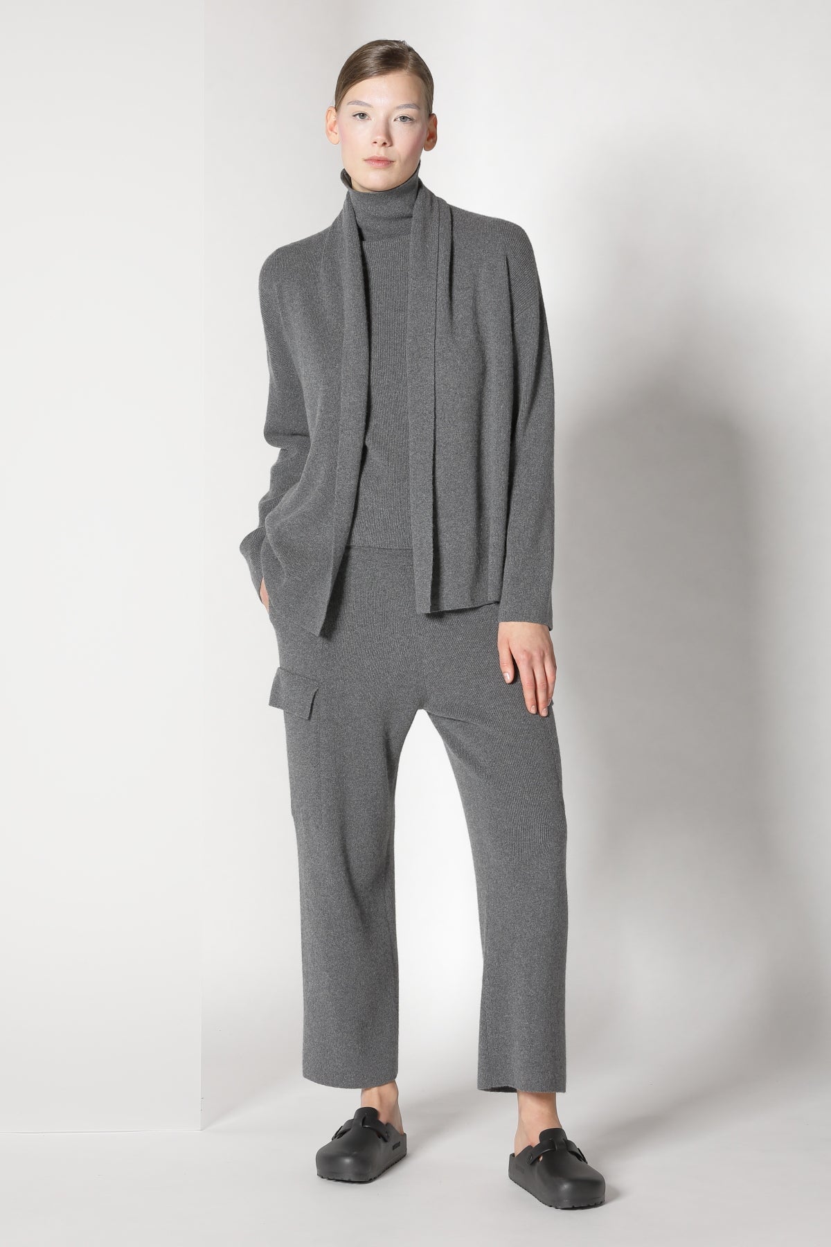 Sminfinity-Chilly Loose Jacket-Jacken & Mäntel-Black-Deal-Outlet-by-ARCHIVIST