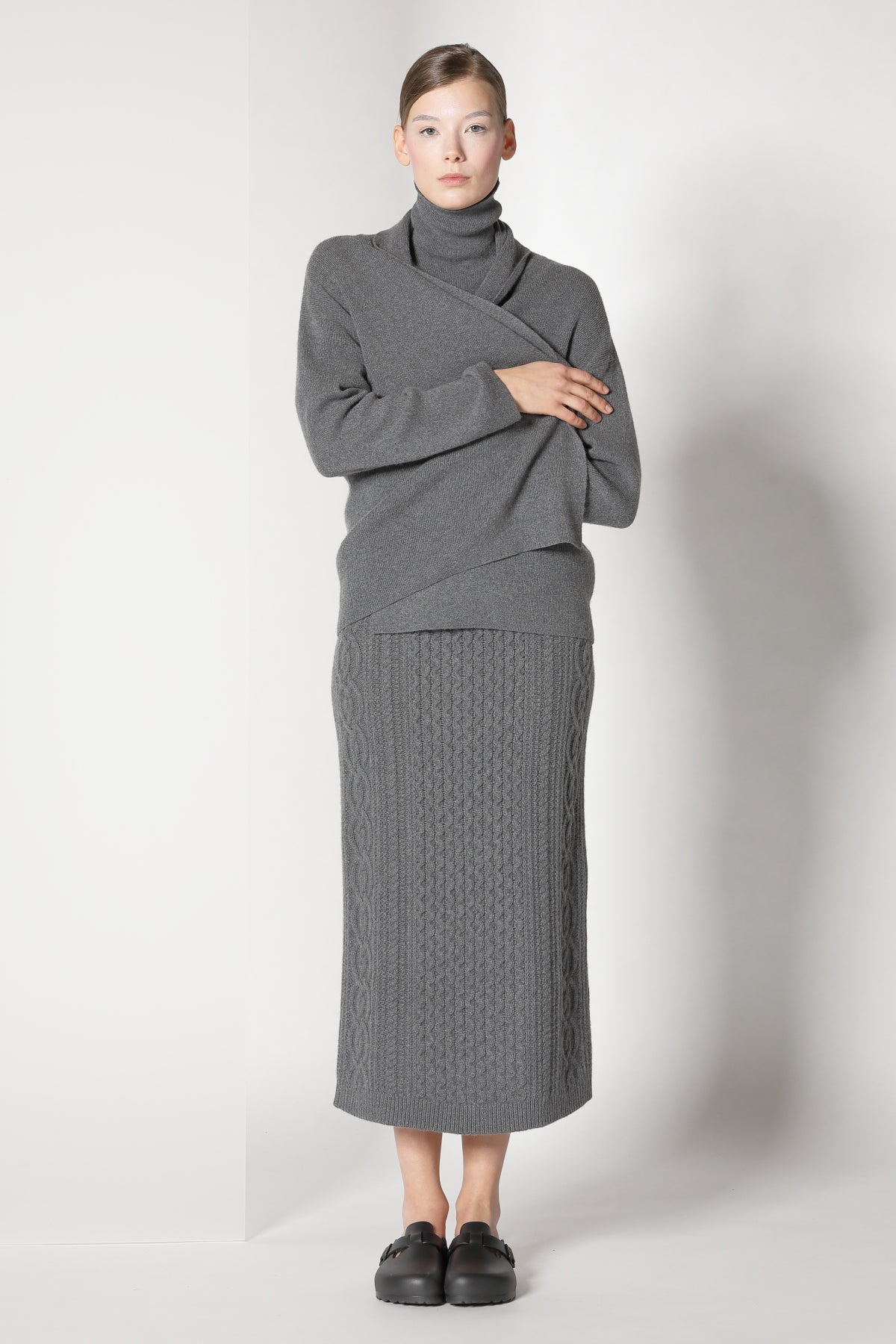 Sminfinity-Chilly Loose Jacket-Jacken & Mäntel-Black-Deal-Outlet-by-ARCHIVIST