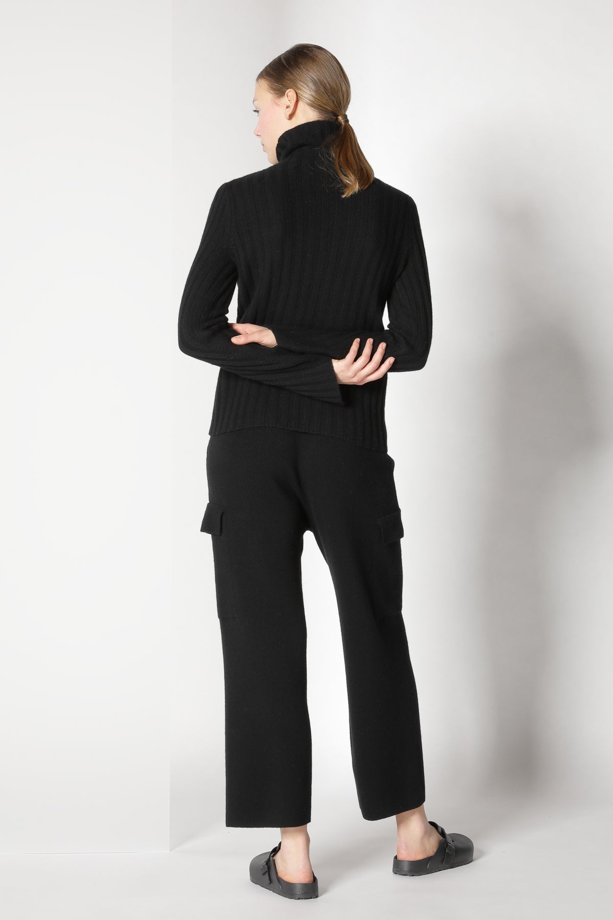 Sminfinity-Chilly Ribbed Turtleneck-Strick & Pullover-Black-Deal-Outlet-by-ARCHIVIST