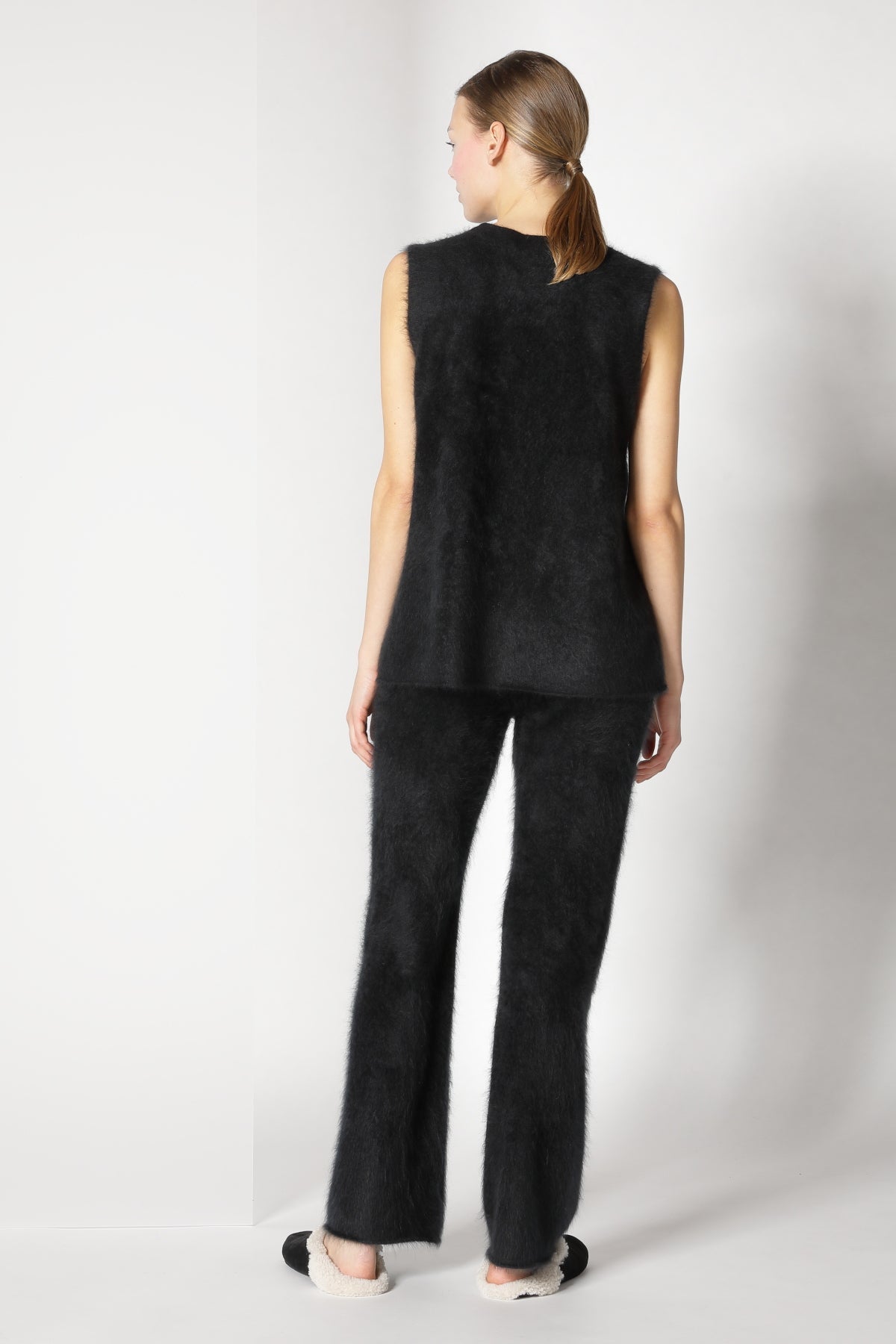 Sminfinity-Furry A Top-Shirts-Black-Deal-Outlet-by-ARCHIVIST