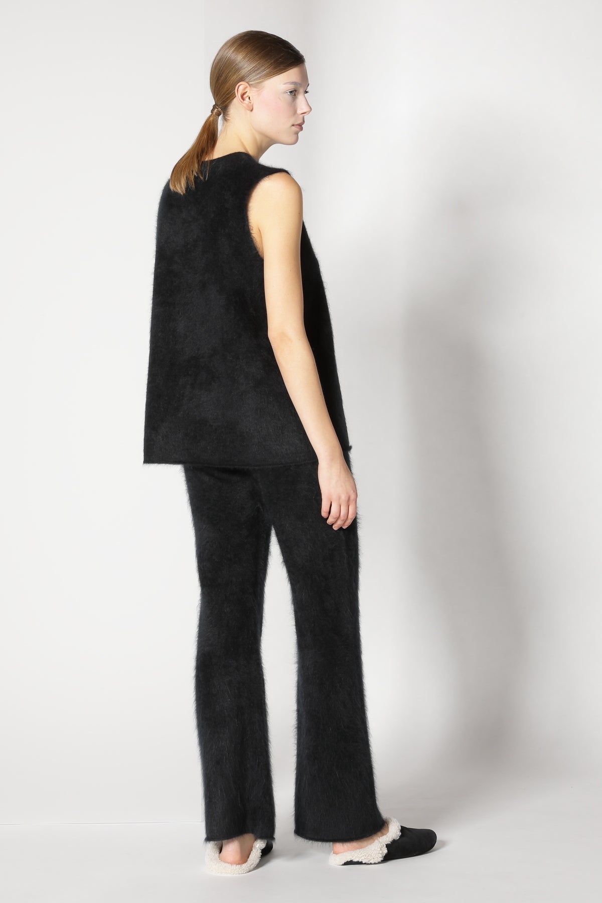 Sminfinity-Furry A Top-Shirts-Black-Deal-Outlet-by-ARCHIVIST