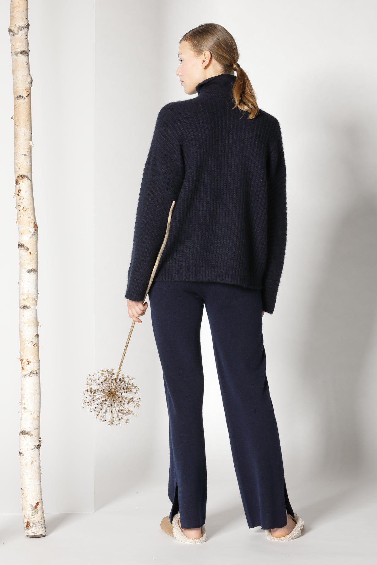 Sminfinity-Fluffy Ribbed Jacket-Jacken & Mäntel-Black-Deal-Outlet-by-ARCHIVIST