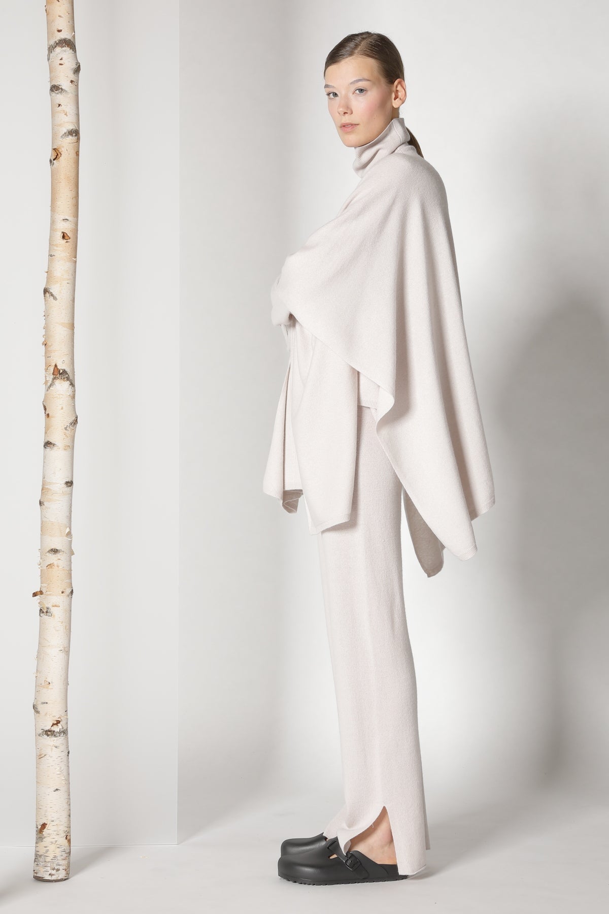 Sminfinity-Pure Cape Turtle-Strick & Pullover-Black-Deal-Outlet-by-ARCHIVIST