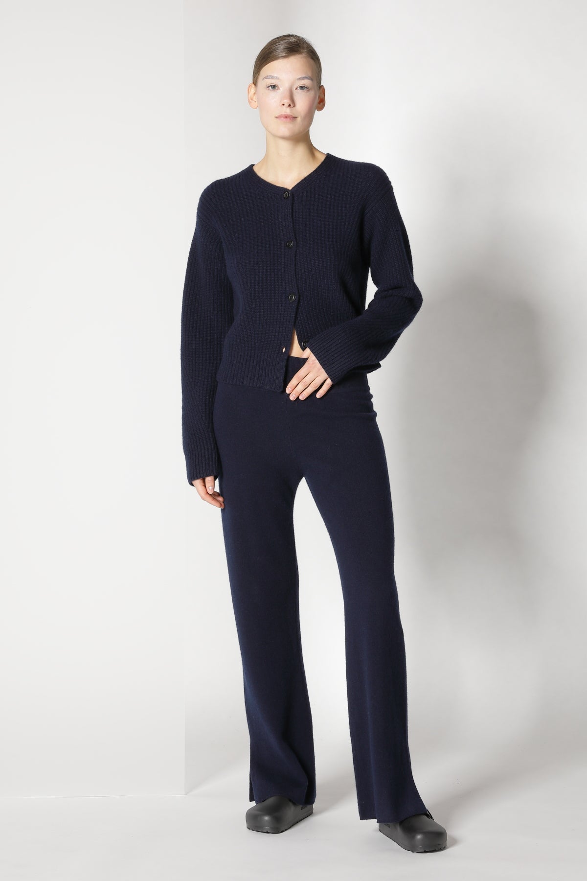 Sminfinity-Pure Slitted Pants-Kleider & Röcke-Black-Deal-Outlet-by-ARCHIVIST