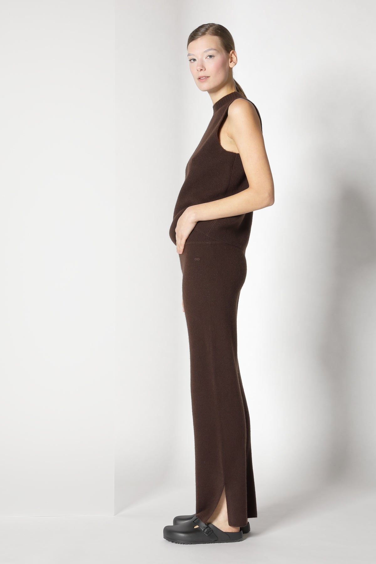 Sminfinity-Pure Slitted Pants-Hosen-Black-Deal-Outlet-by-ARCHIVIST