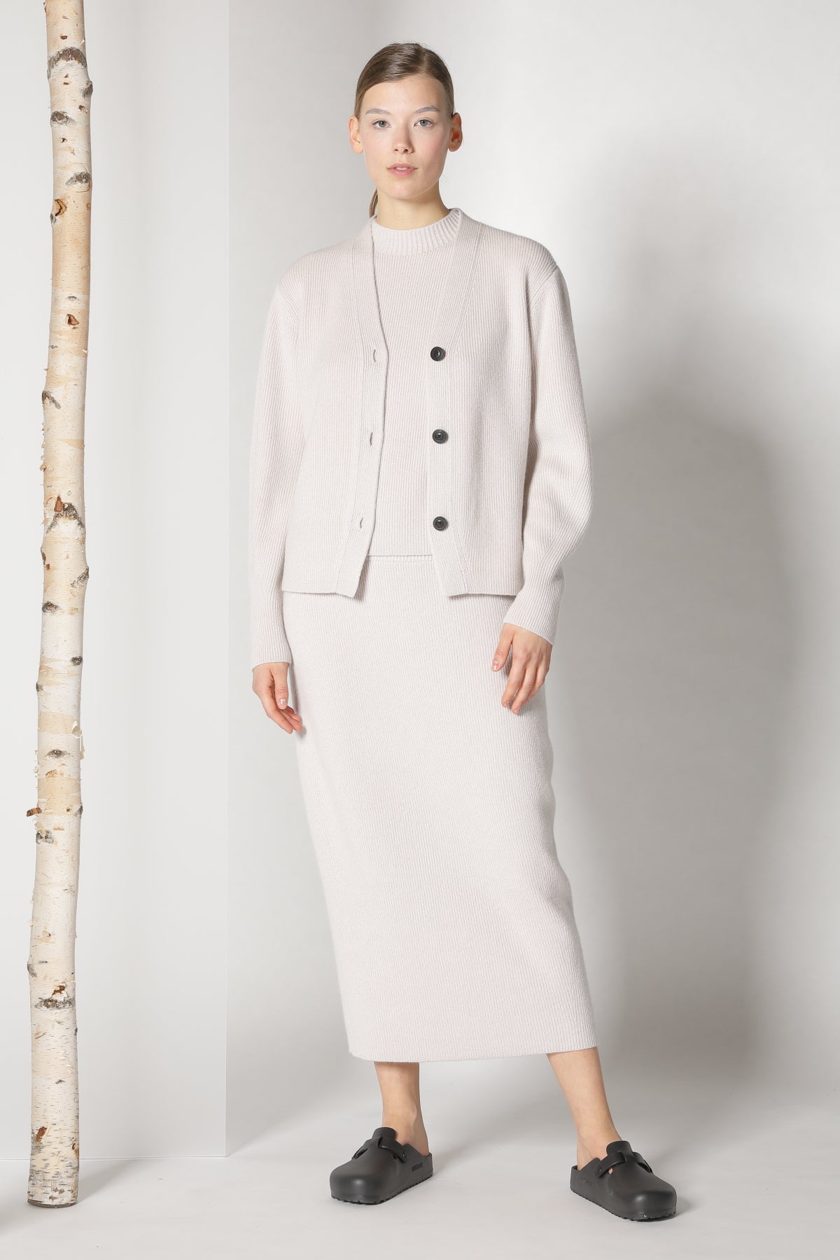 Sminfinity-Pure All Needle Cardigan-Jacken & Mäntel-Black-Deal-Outlet-by-ARCHIVIST