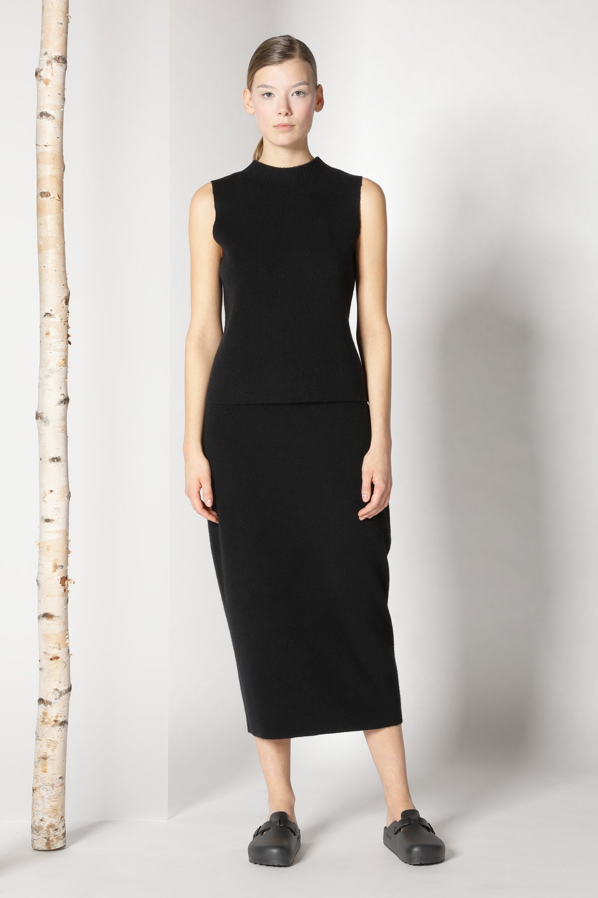 Sminfinity-Pure All Needle Top-Strick & Pullover-Black-Deal-Outlet-by-ARCHIVIST