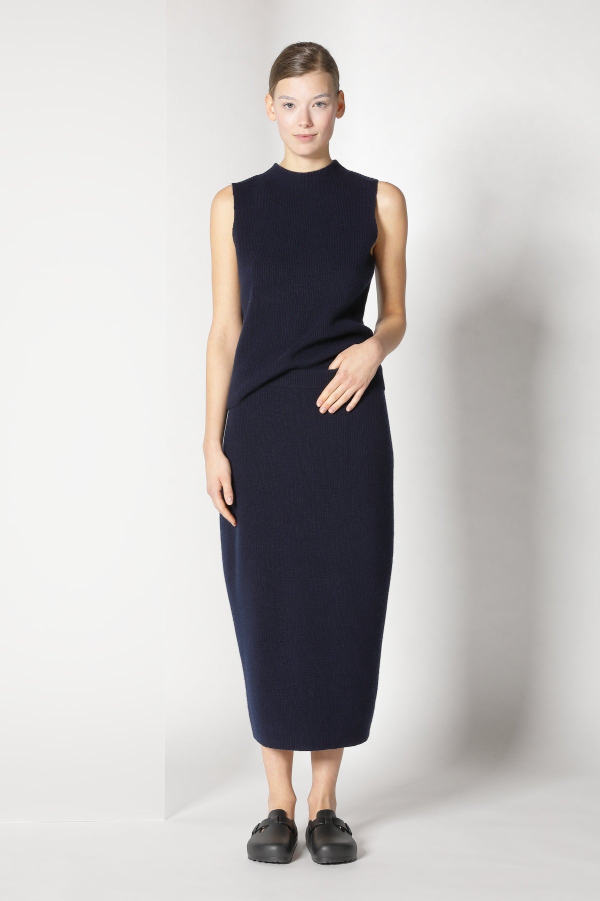 Sminfinity-Pure All Needle Tulip Skirt-Strick & Pullover-Black-Deal-Outlet-by-ARCHIVIST