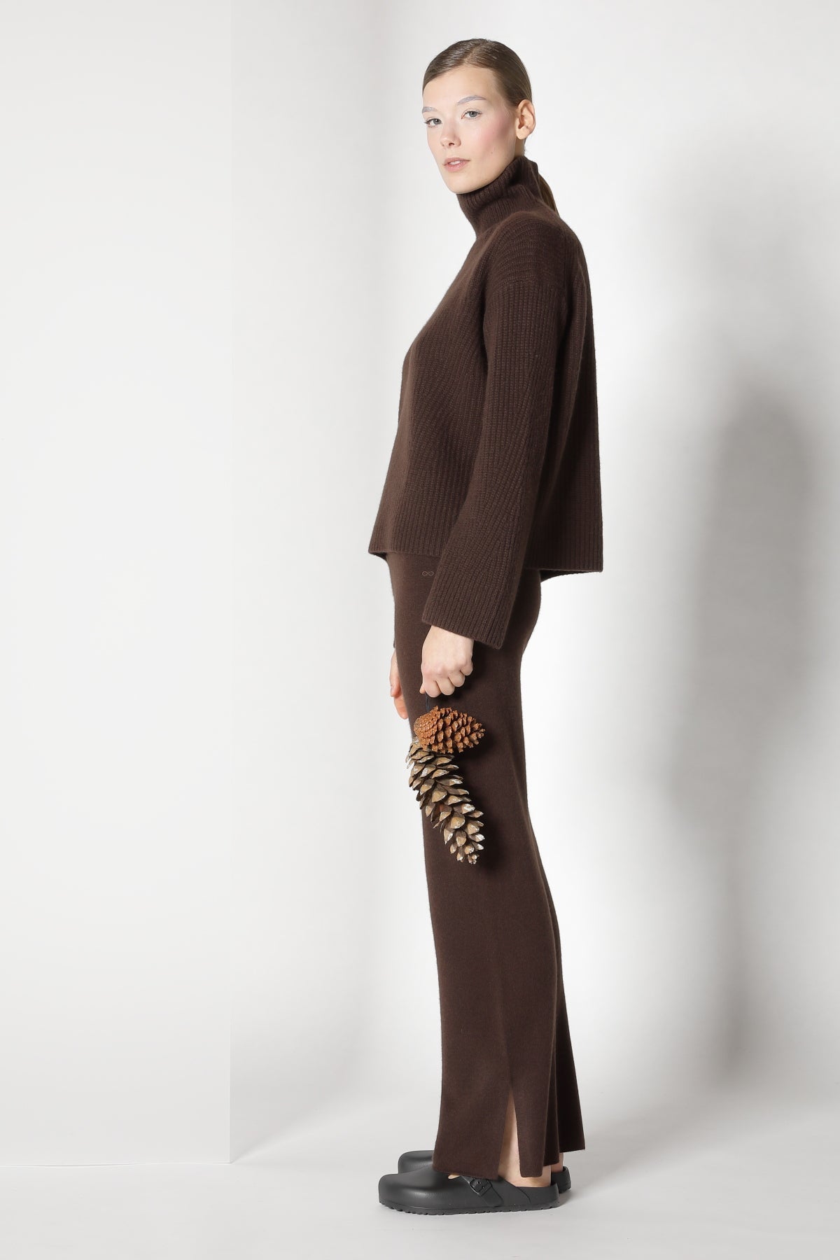 Sminfinity-Pure Icon Rib Turtle-Strick & Pullover-Black-Deal-Outlet-by-ARCHIVIST