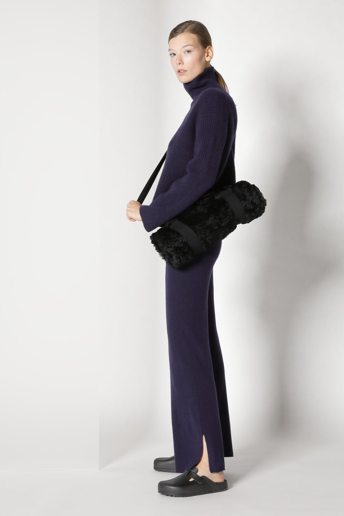 Sminfinity-Pure Icon Rib Turtle-Strick & Pullover-Black-Deal-Outlet-by-ARCHIVIST