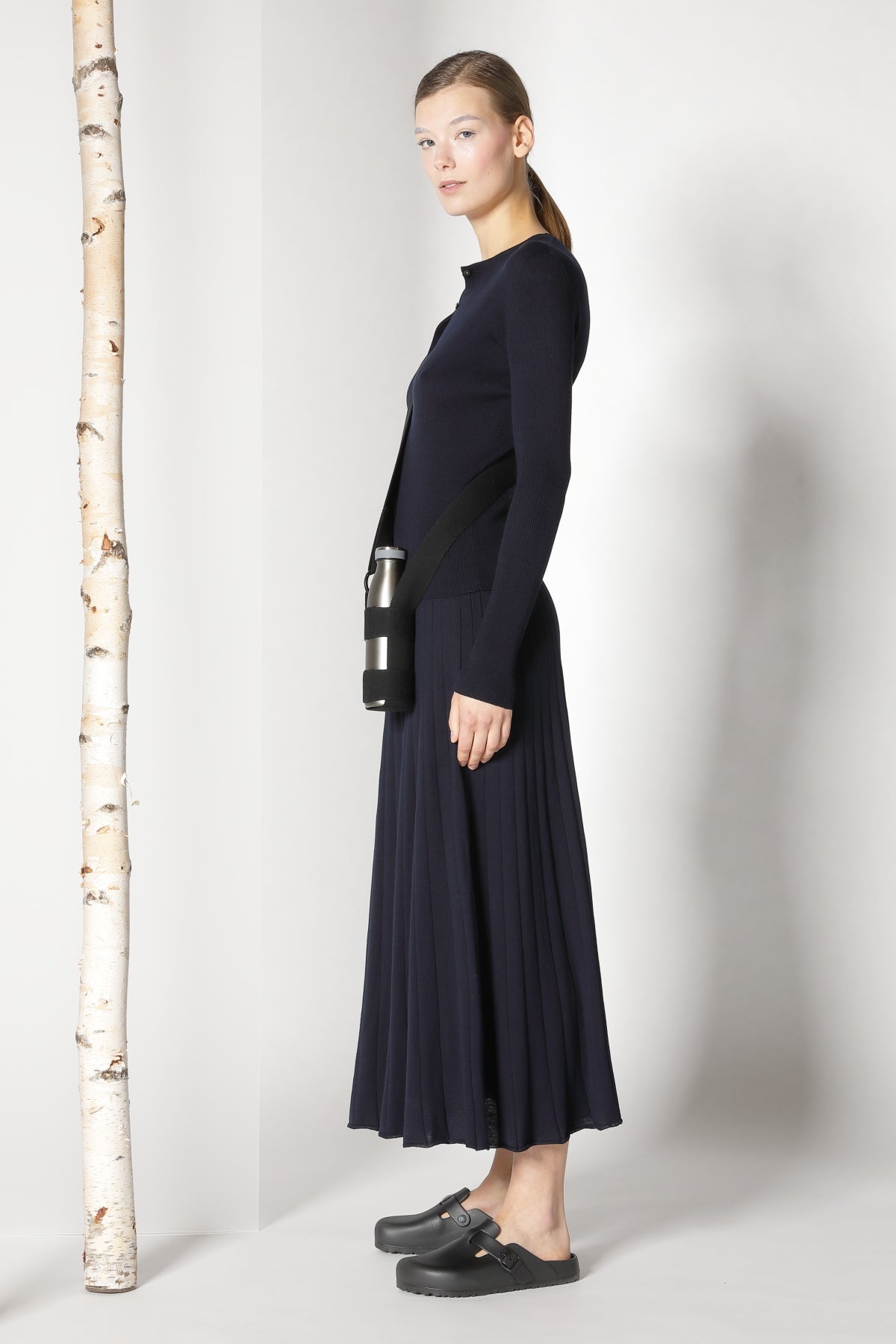 Sminfinity-Silky Rib Crew Cardi-Hosen-Black-Deal-Outlet-by-ARCHIVIST