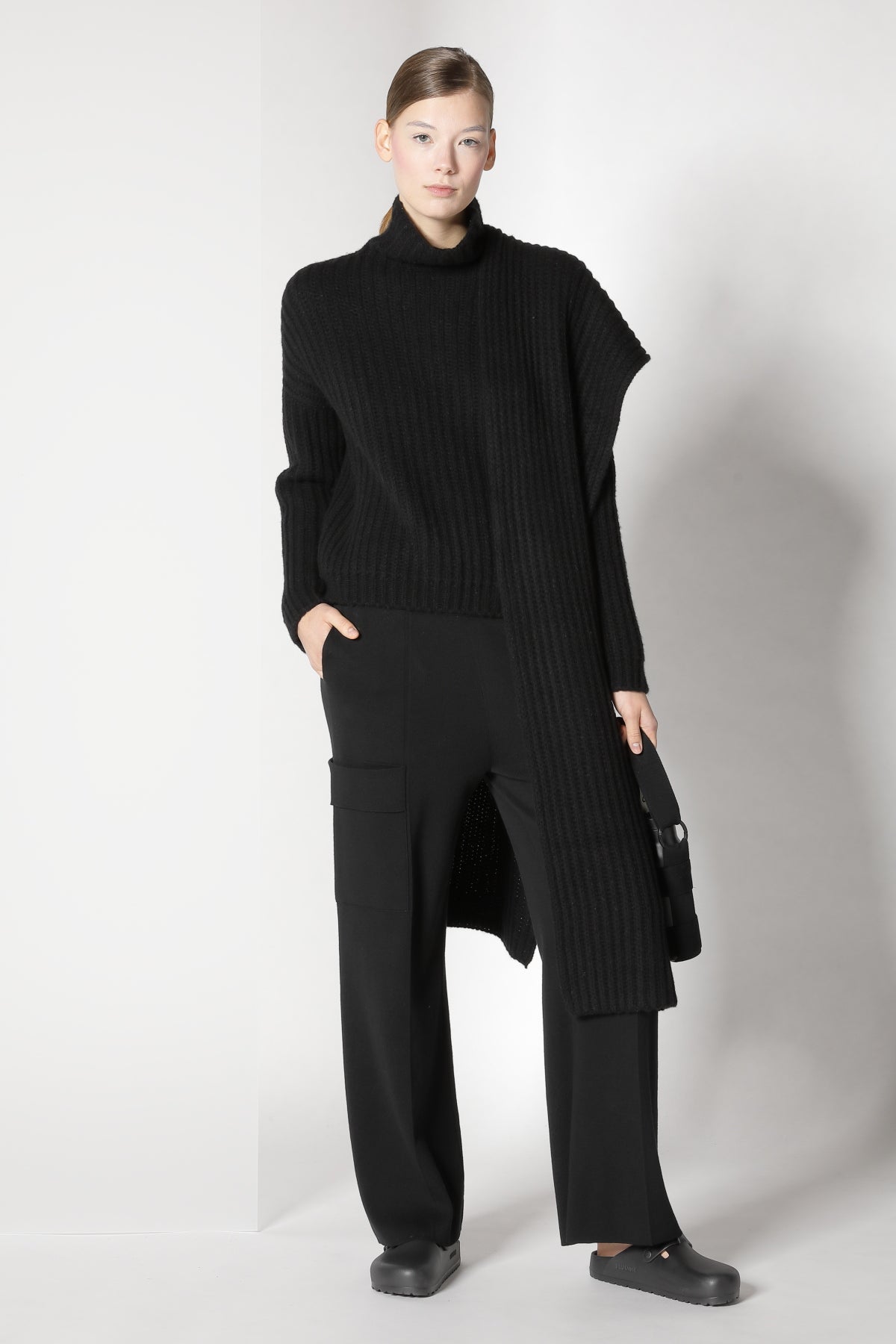 Sminfinity-Blurry Ribbed Scarf-Accessoires-Black-Deal-Outlet-by-ARCHIVIST