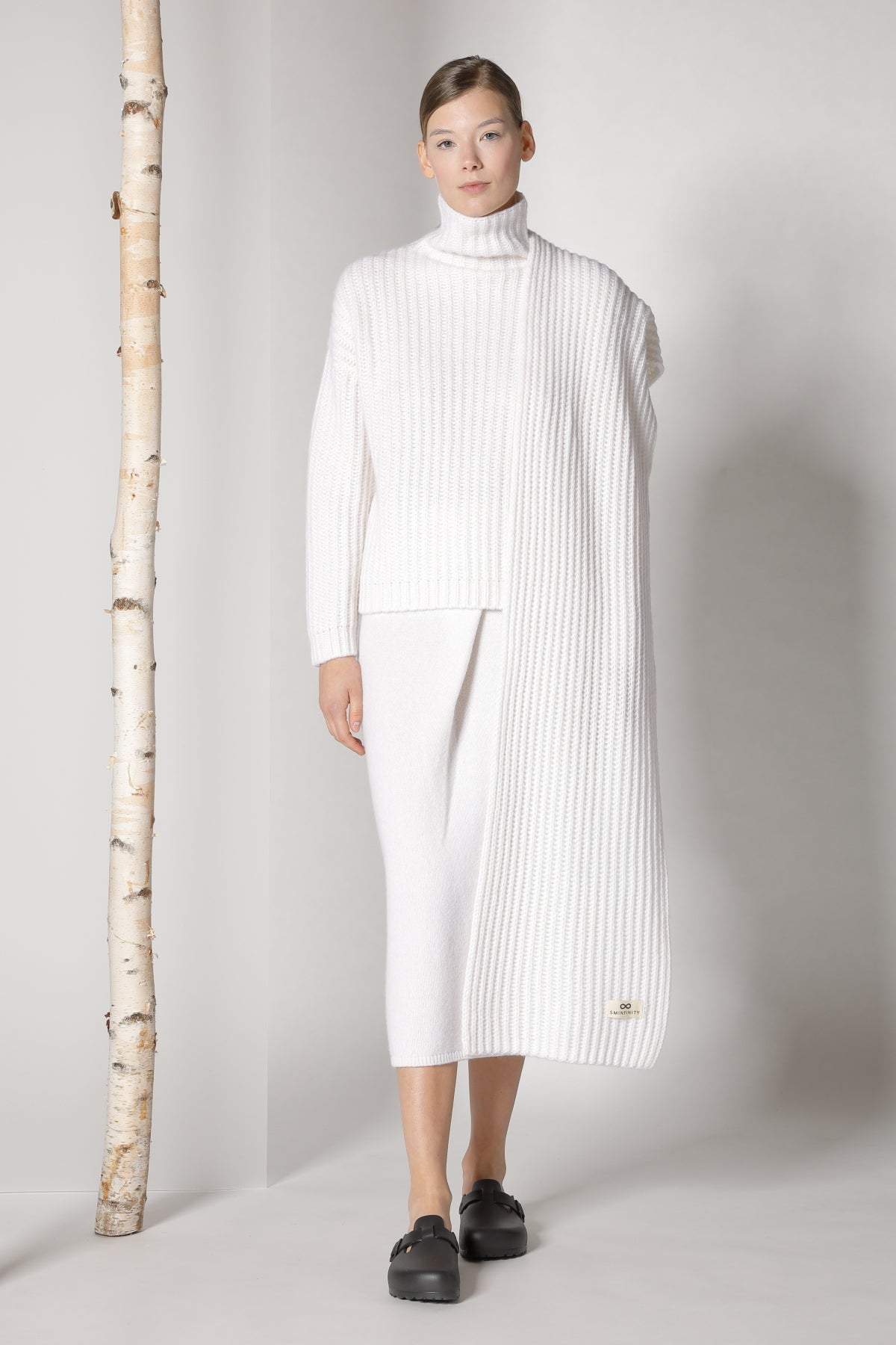 Sminfinity-Blurry Ribbed Scarf-Accessoires-Black-Deal-Outlet-by-ARCHIVIST