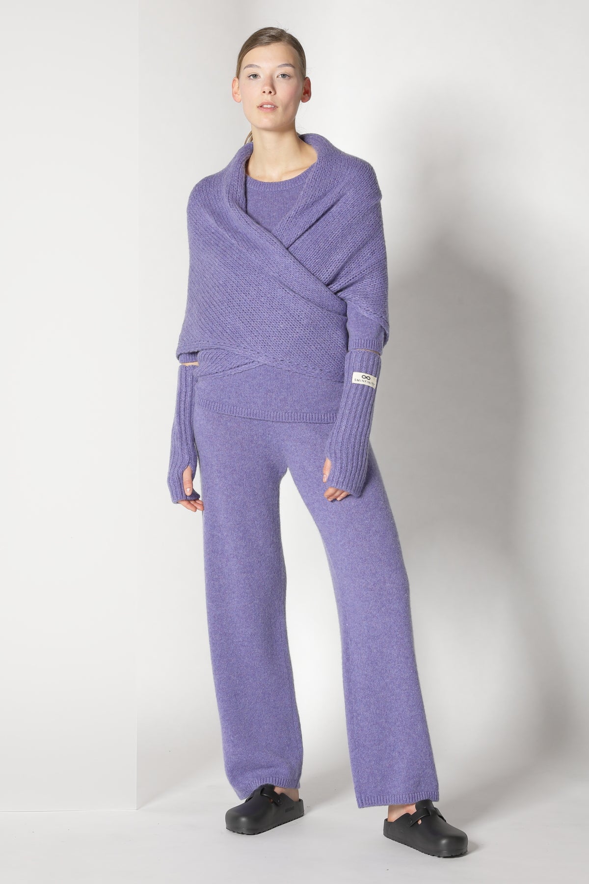 Sminfinity-Cosy Gauntlets-Accessoires-Black-Deal-Outlet-by-ARCHIVIST